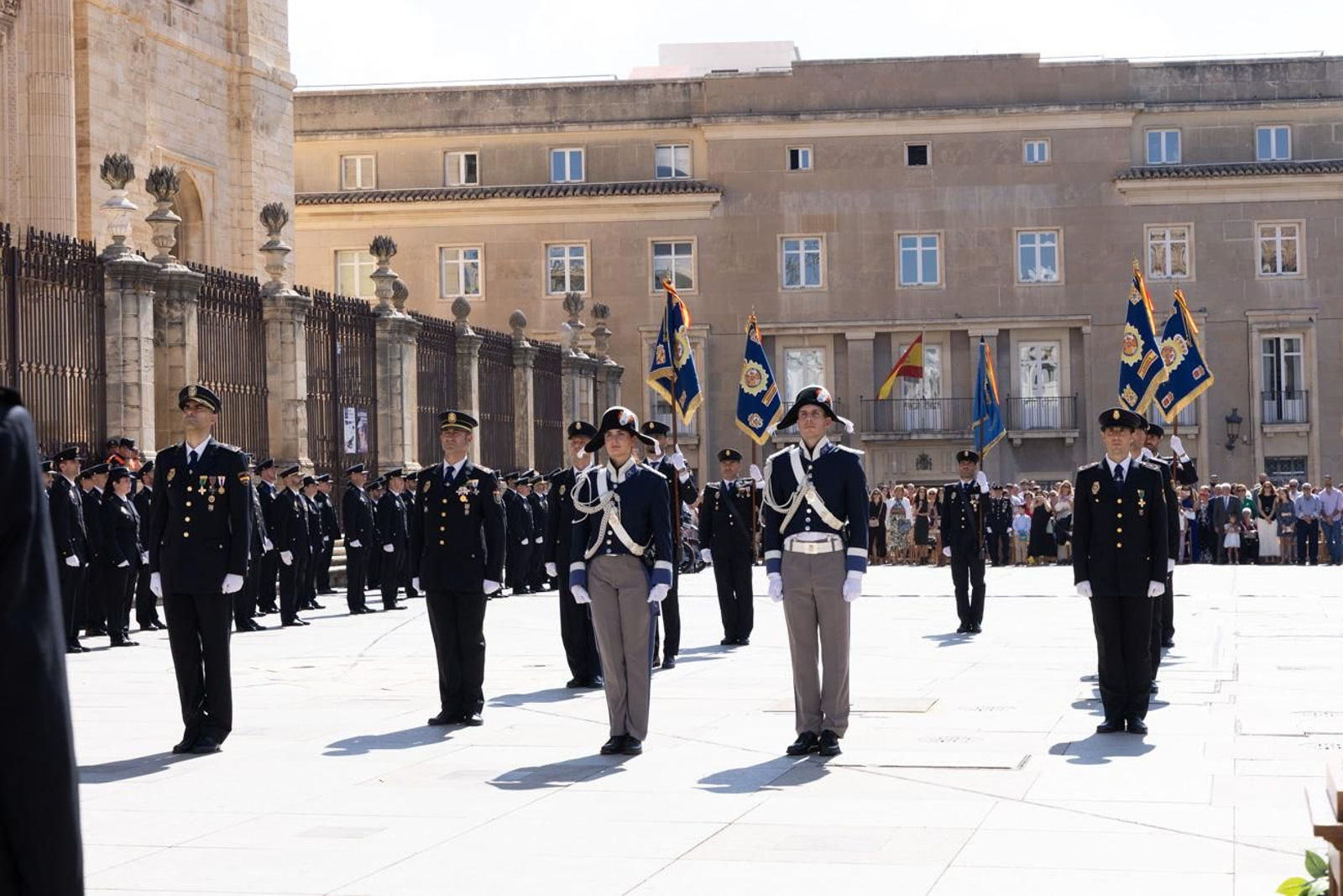 Acto por el día de la Policía Nacional, con motivo de la festividad los Santos Ángeles Custodios