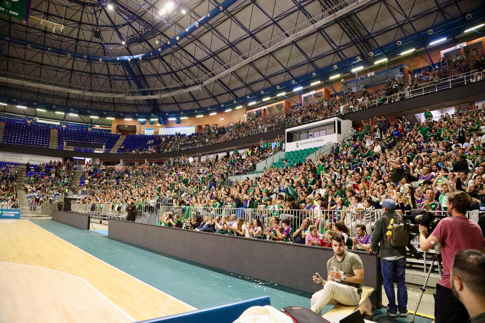 Búscate en la fiesta del Carpena tras ganar la BCL | Lenovo Tenerife - Unicaja