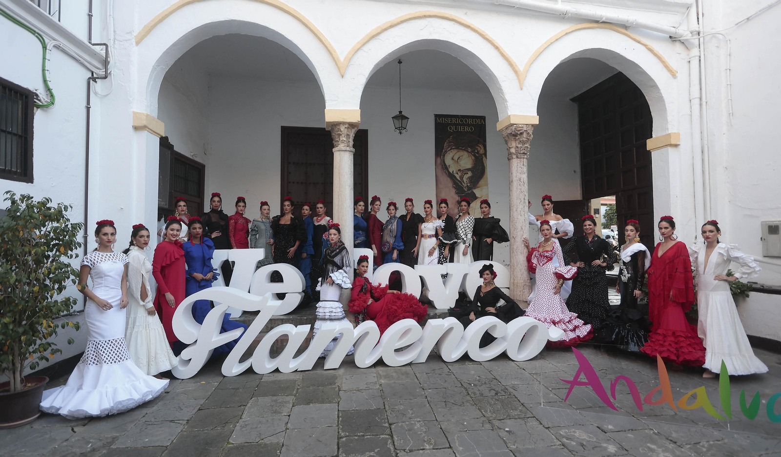 Las imágenes del desfile de We Love Flamenco