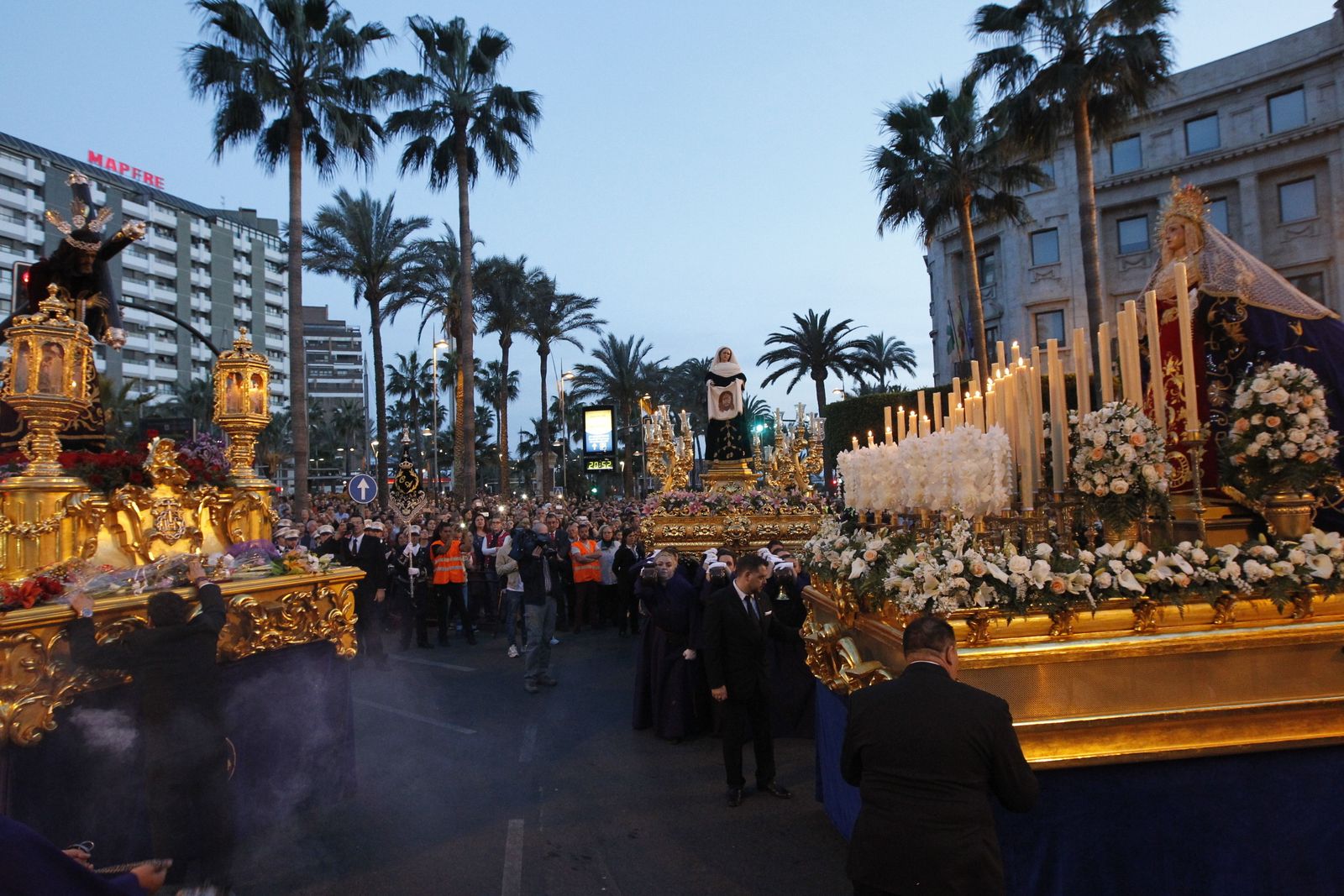 Procesión de la Cofradía del Encuentro.