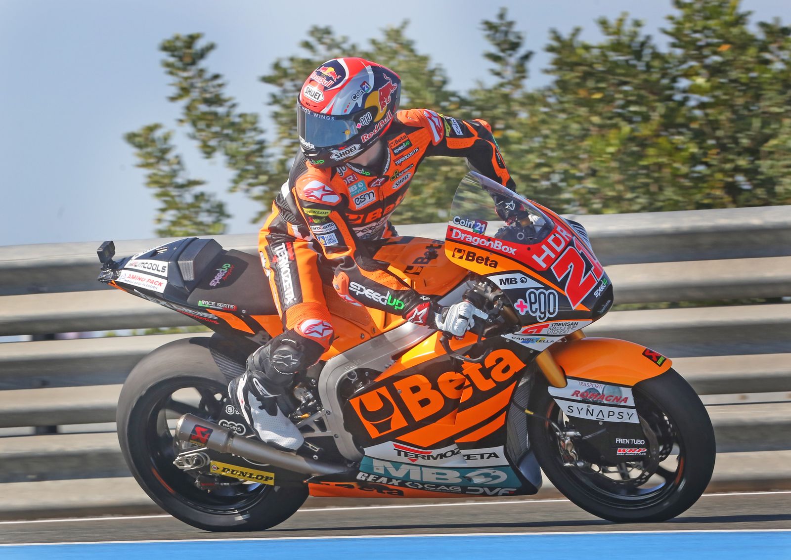 Segundo día de entrenamientos de Moto2 y Moto3 en el Circuito de Jerez