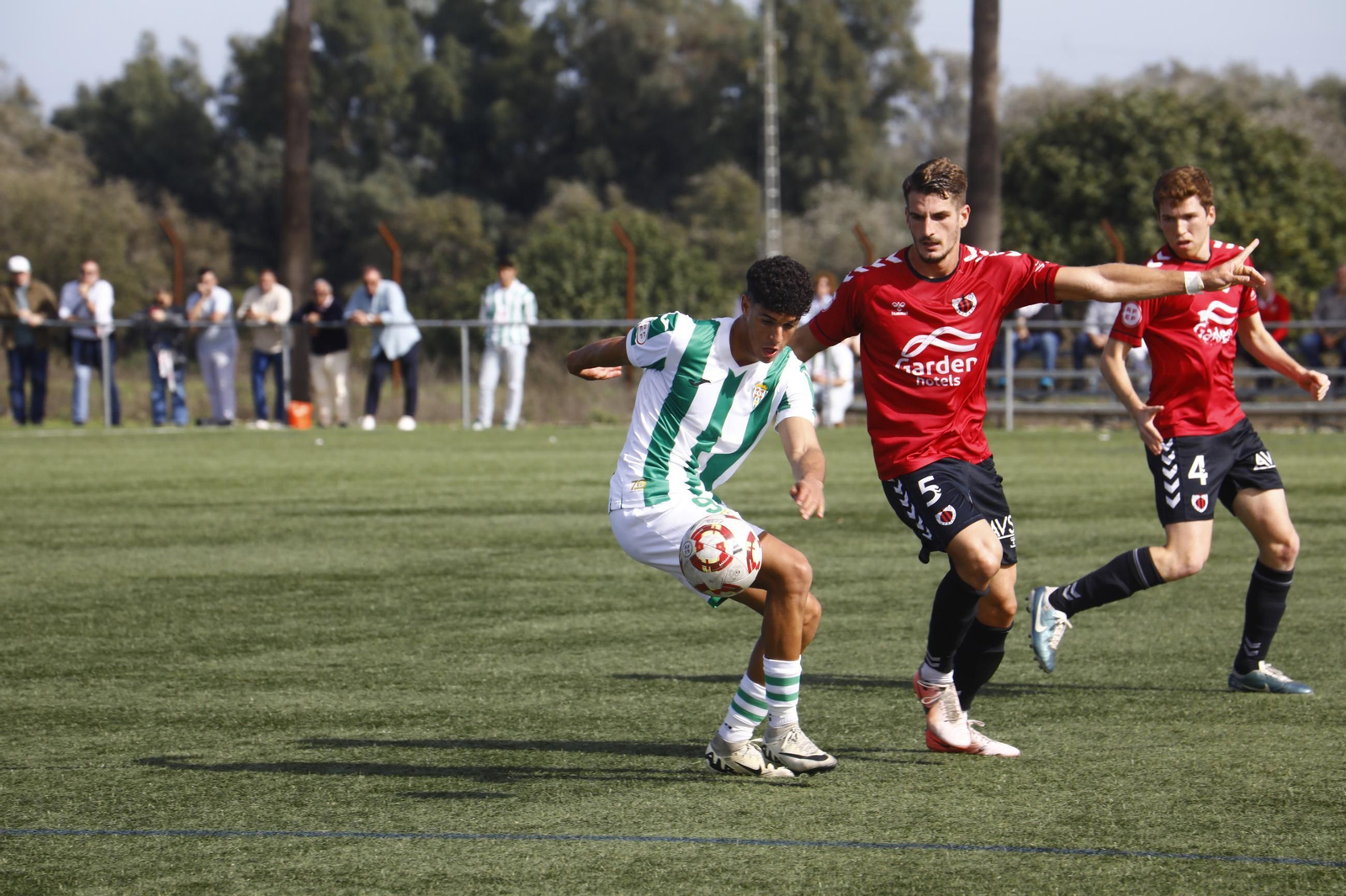Las mejores fotos del empate del Córdoba B ante el Cartaya
