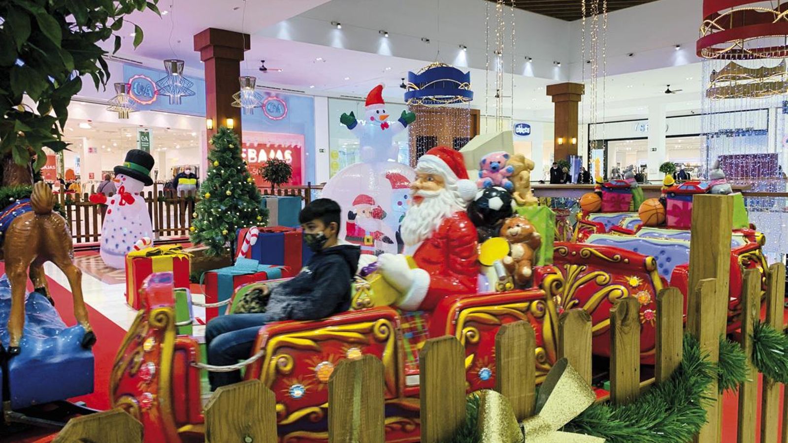 Tren infantil en el CC Los Arcos