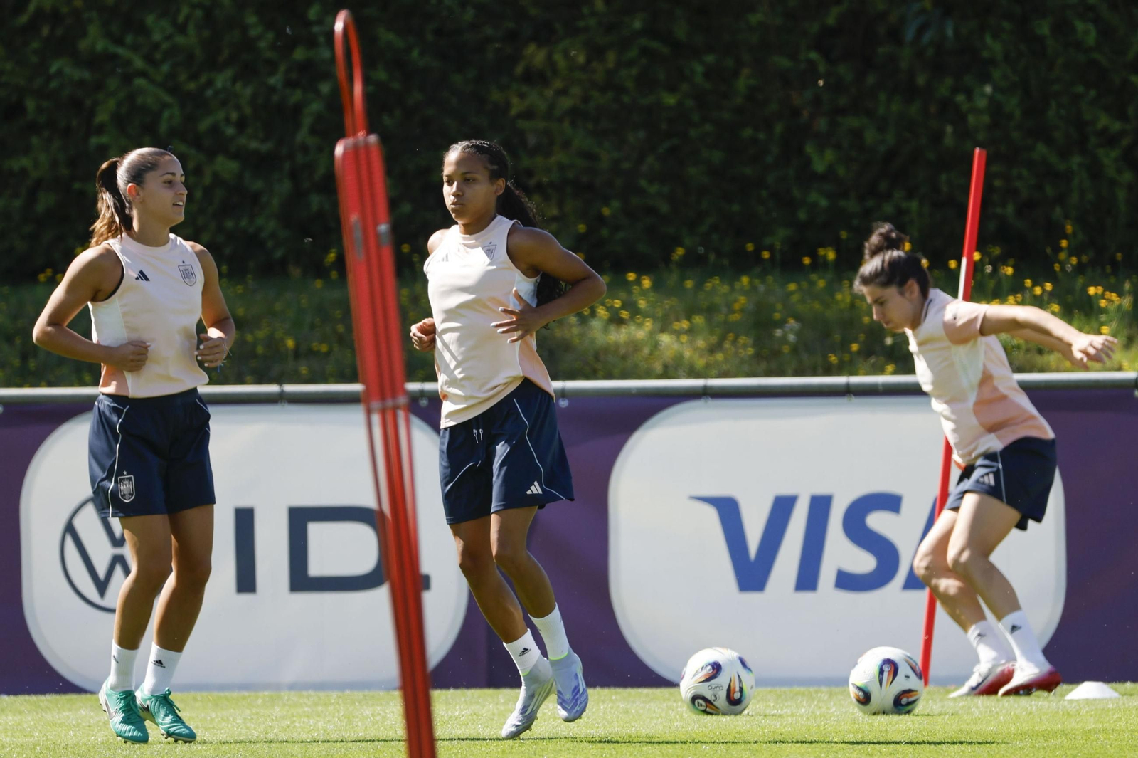 Las fotos de España antes de enfrentarse a Suiza en la Eurocopa femenina