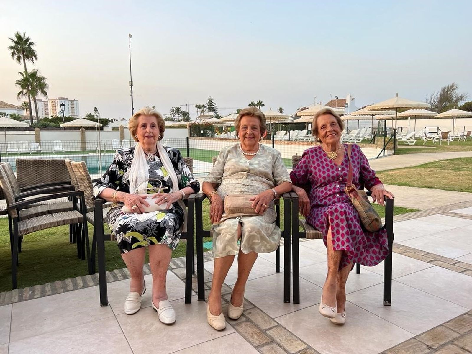 Las hijas del escritor José María Pemán, las hermanas Cristina, Mercedes y María José Pemán Domecq.