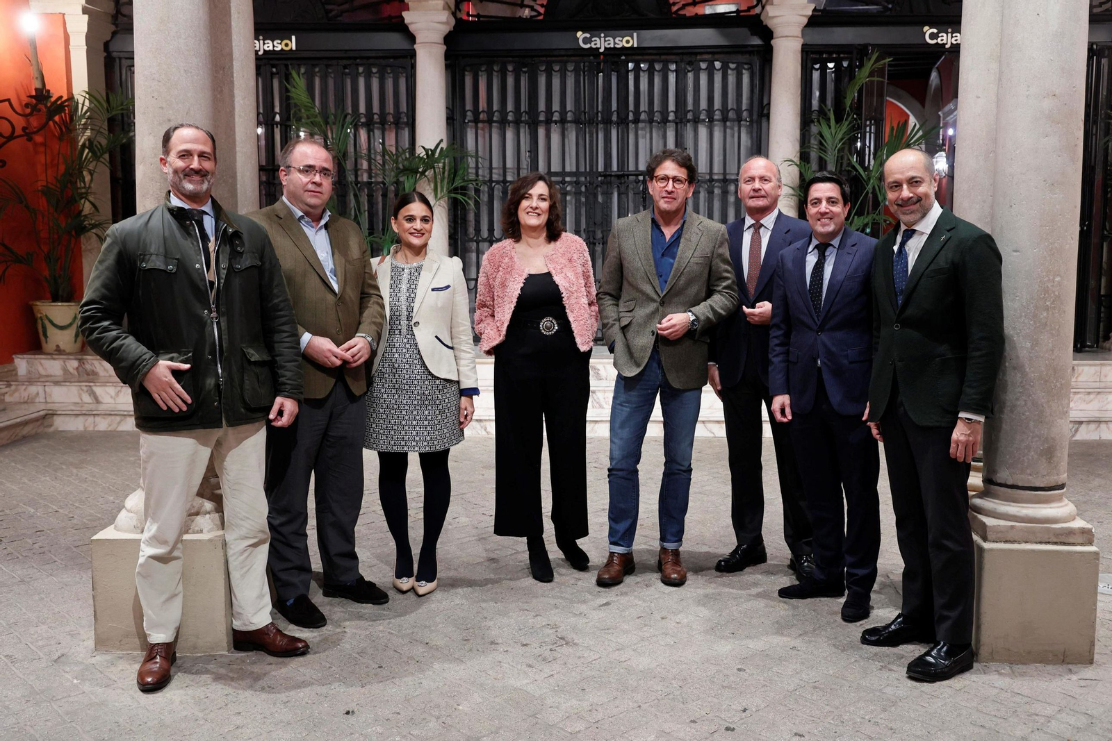 Javier Cossío, Carlos Navarro, Amalia Cardenete, Charo Padilla, Antonio Garrido, Ignacio Soro, Luis Fernando Rodríguez y Miguel Ángel Moreno.