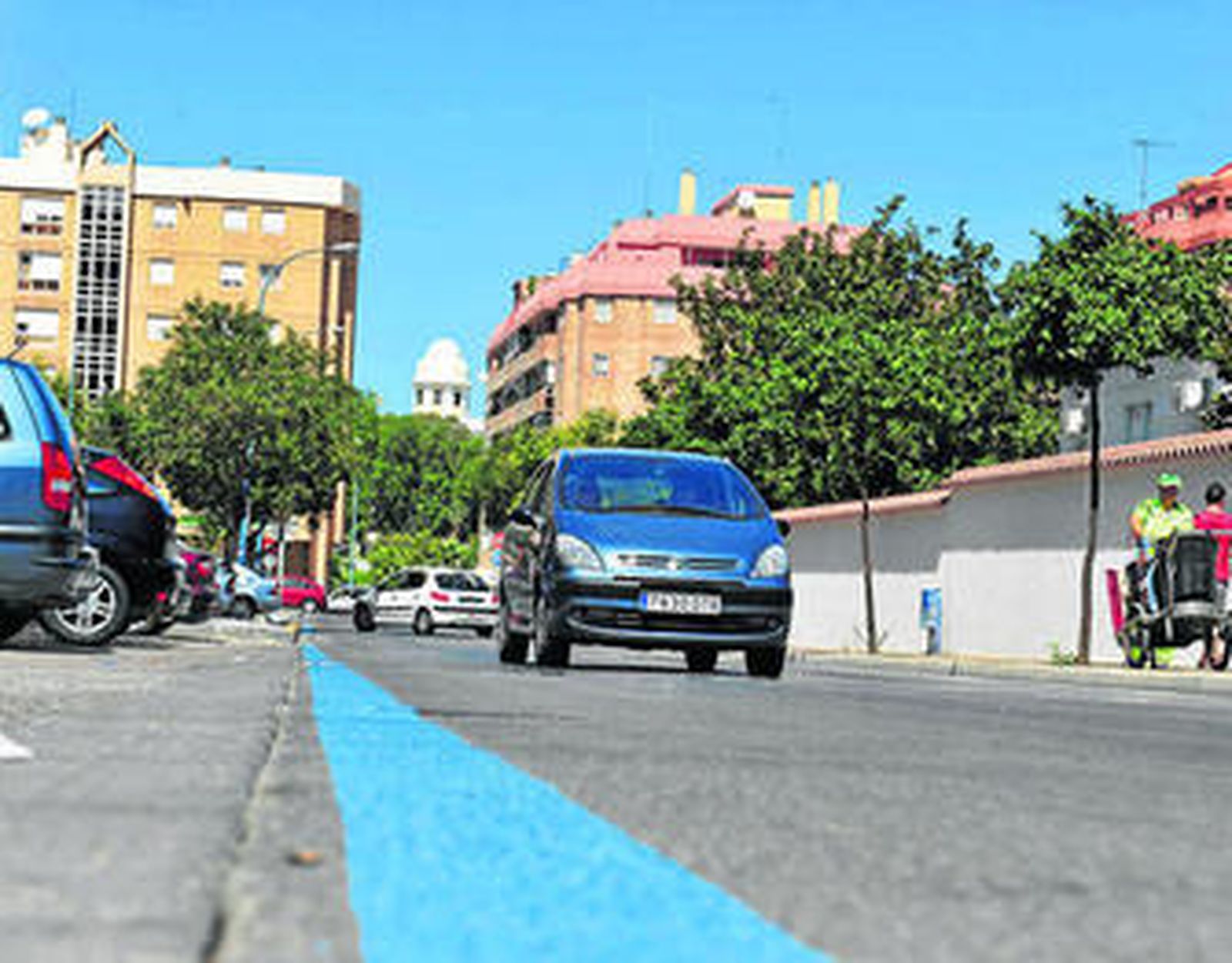 La zona azul se puede pagar ya desde el móvilIU pide que se restablezcan las paradas del bus metropolitano
