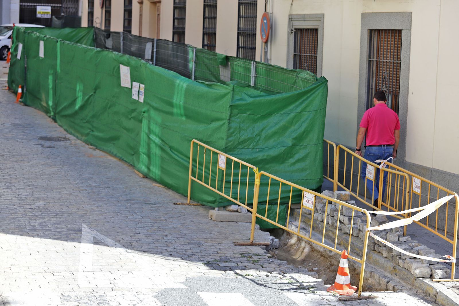 Parte de la zanja en la que se han encontrado restos arqueológicos.