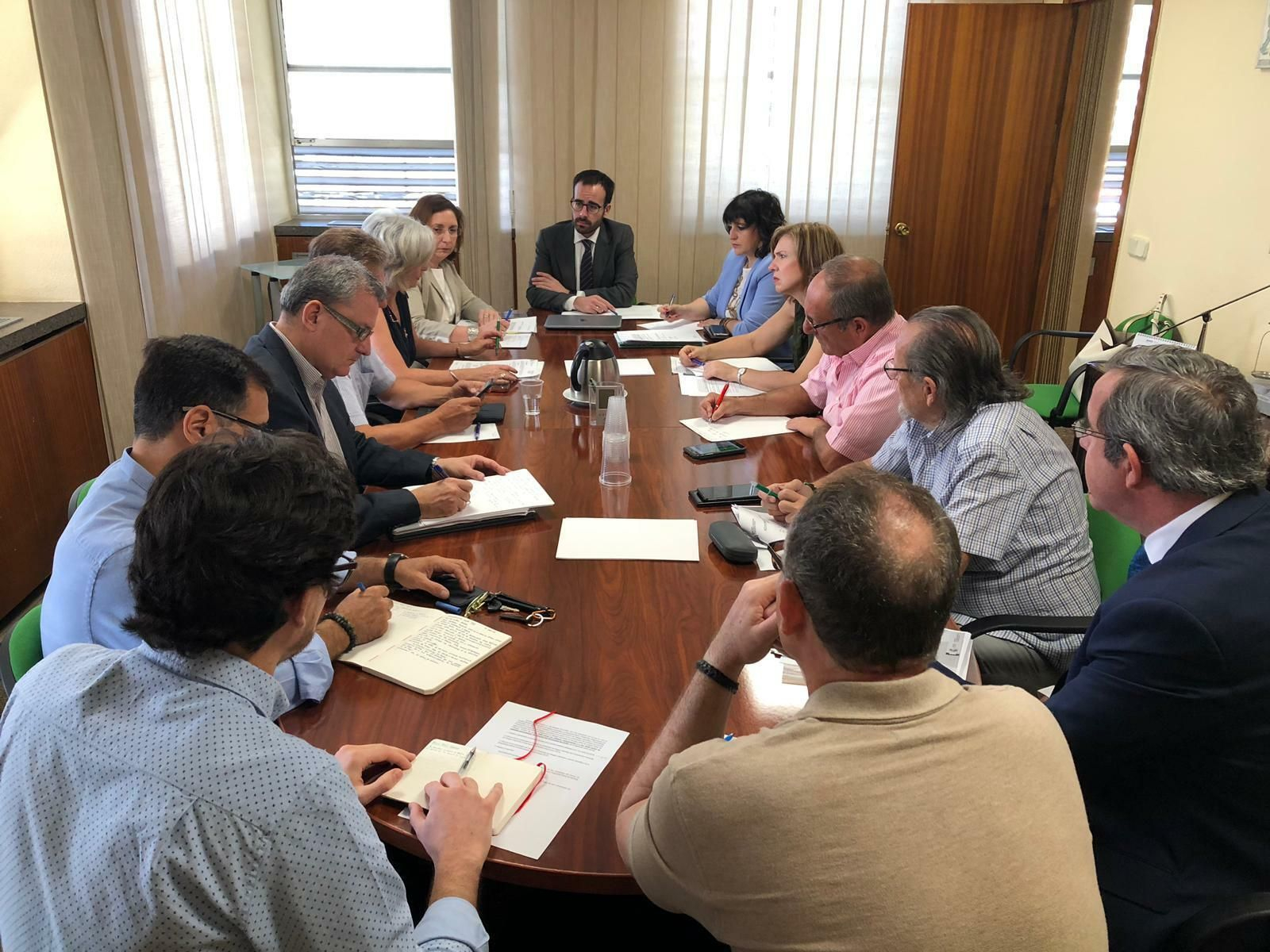 Asistentes a la Comisión Provincial de Prevención de Riesgos Laborales.