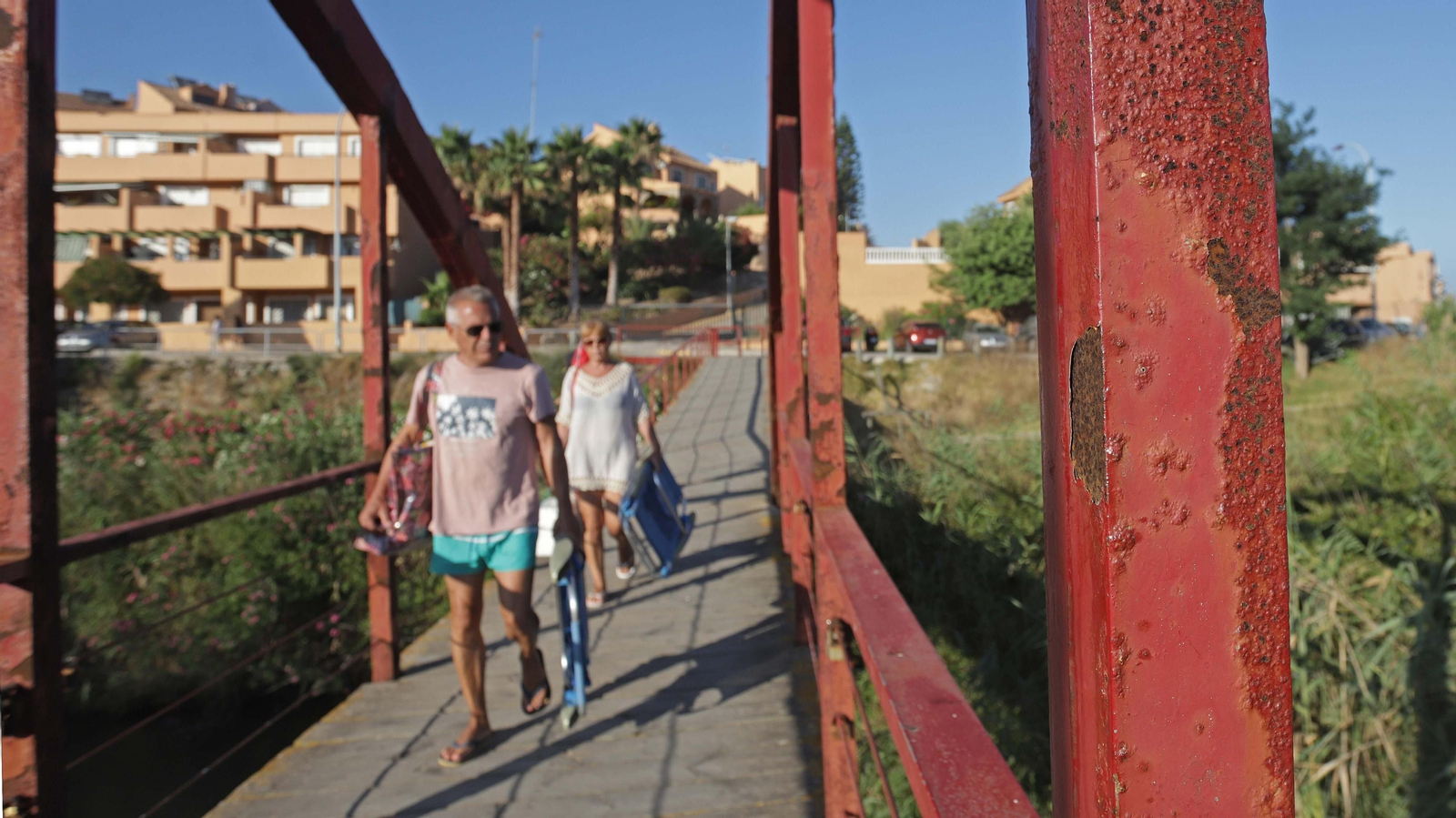 Fotos de los desperfectos del parque del río Pícaro en Algeciras
