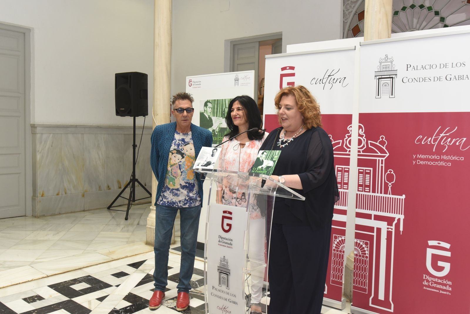 Presentación del programa La voz de Federico.