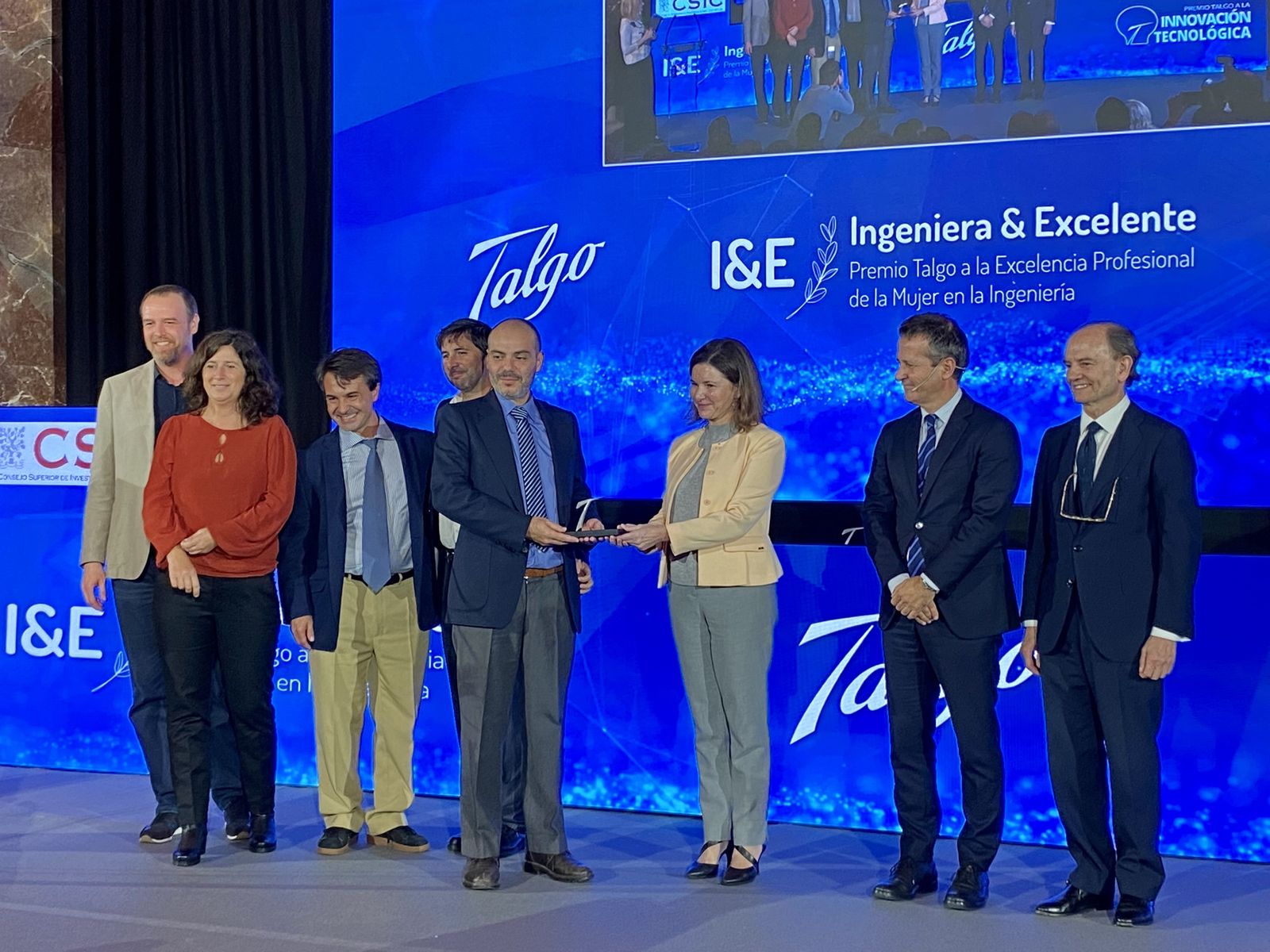 Una imagen del equipo de El Puerto premiado.