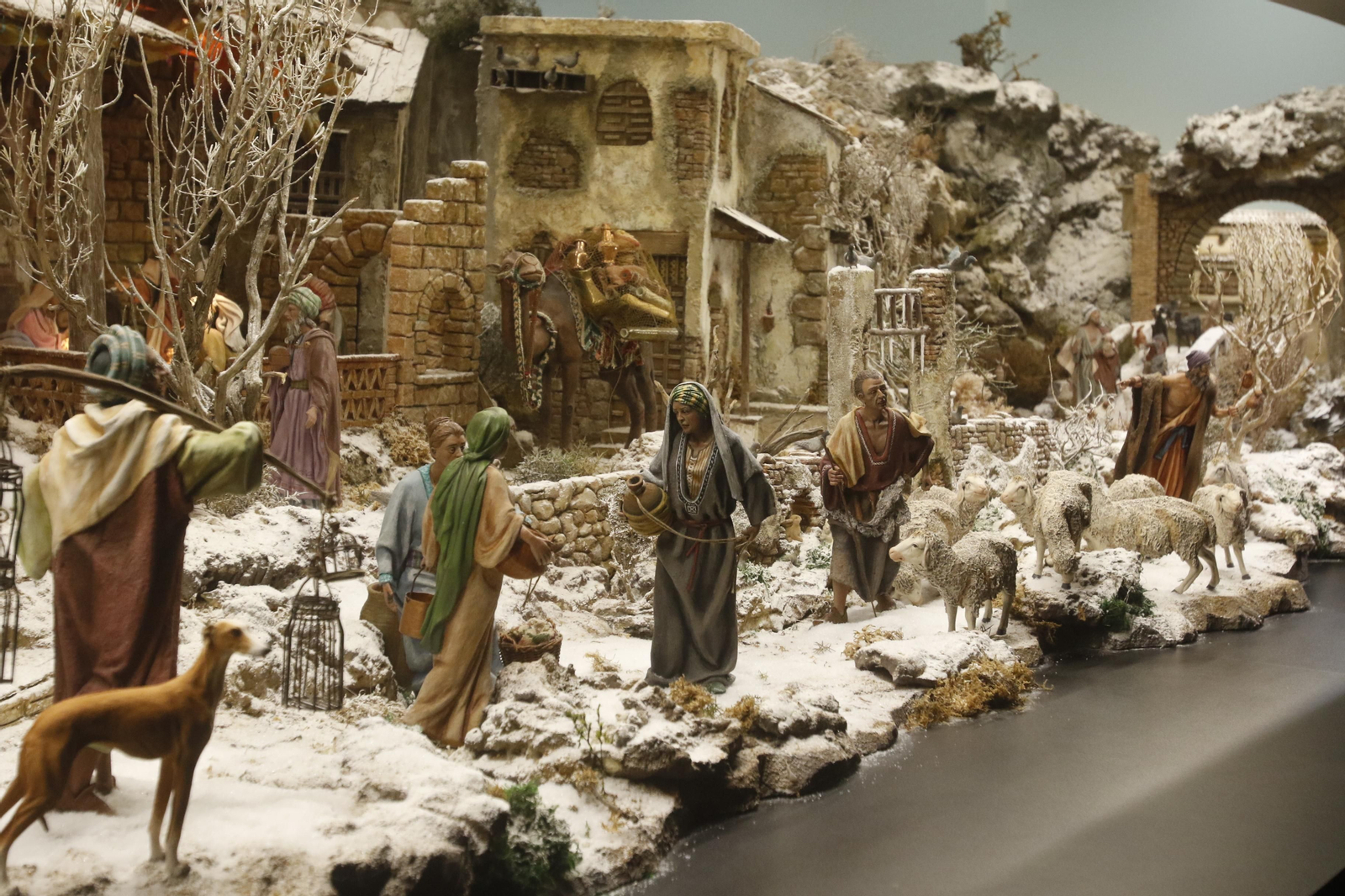 El belén de estilo nórdico de la Fundación Cajasol, en fotografías