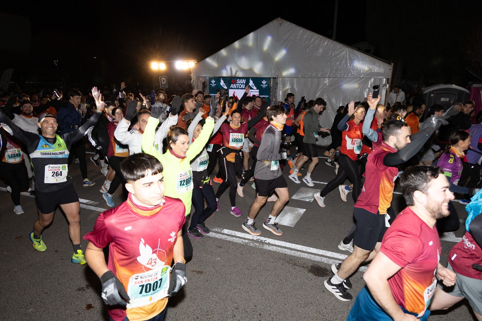Encuéntrate en la salida de la Carrera de San Antón 2026, en imágenes (2)
