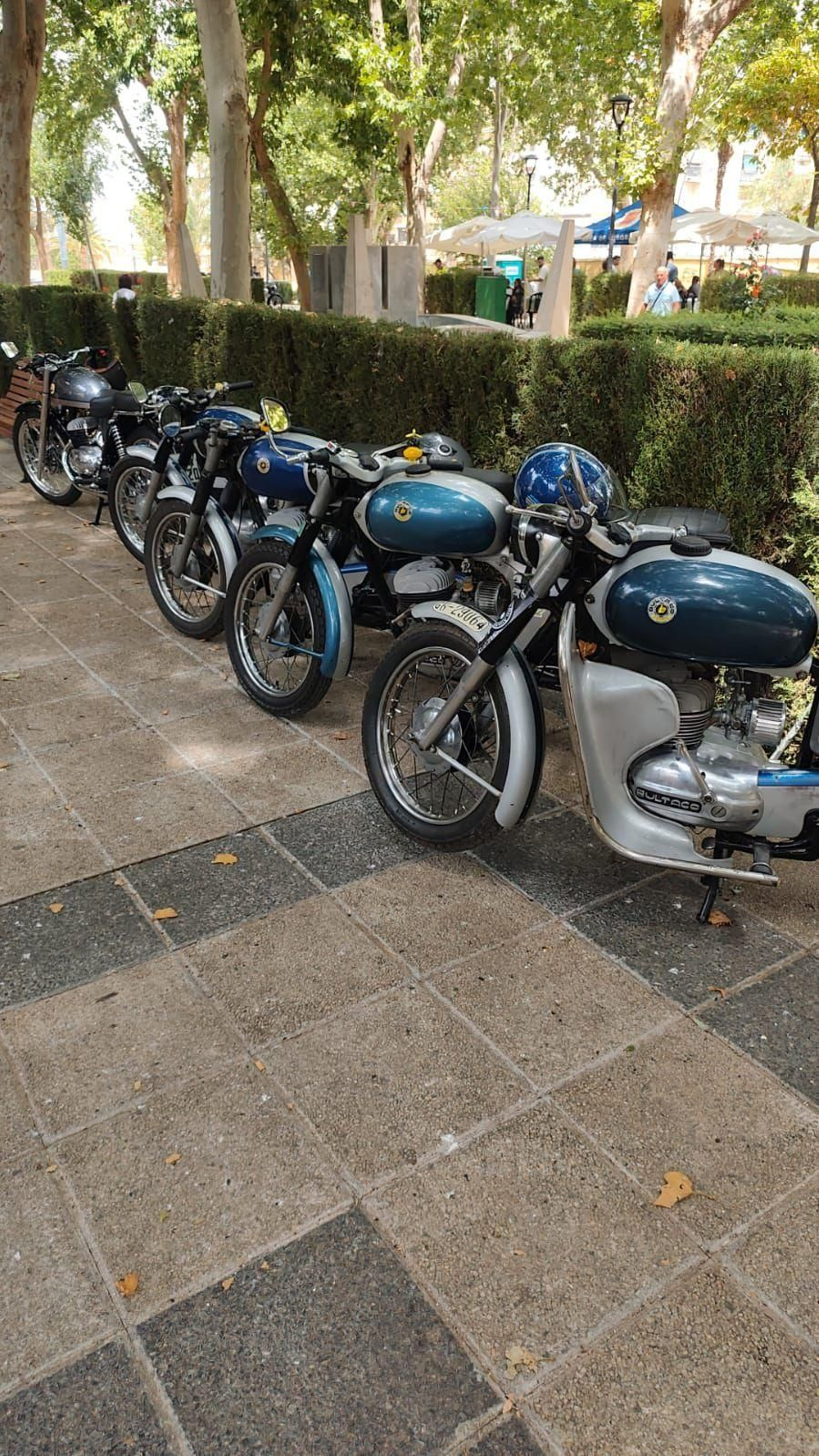 Las mejores imágenes de la XXVII Concentración de Motos de Época Ciudad de Guadix