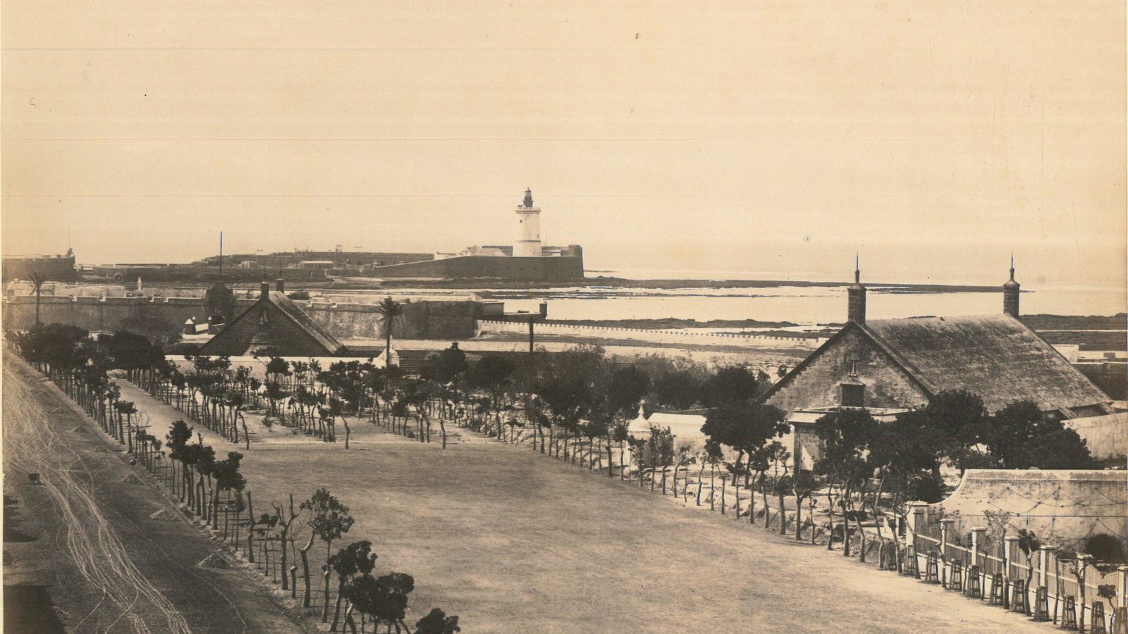 Fotografía del Paseo de las Delicias sin la Velada en 1862 por Louis Masson.