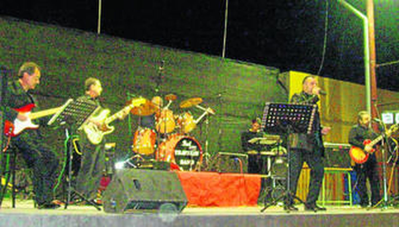 Travelling Band amenizó una de la ediciones anteriores.