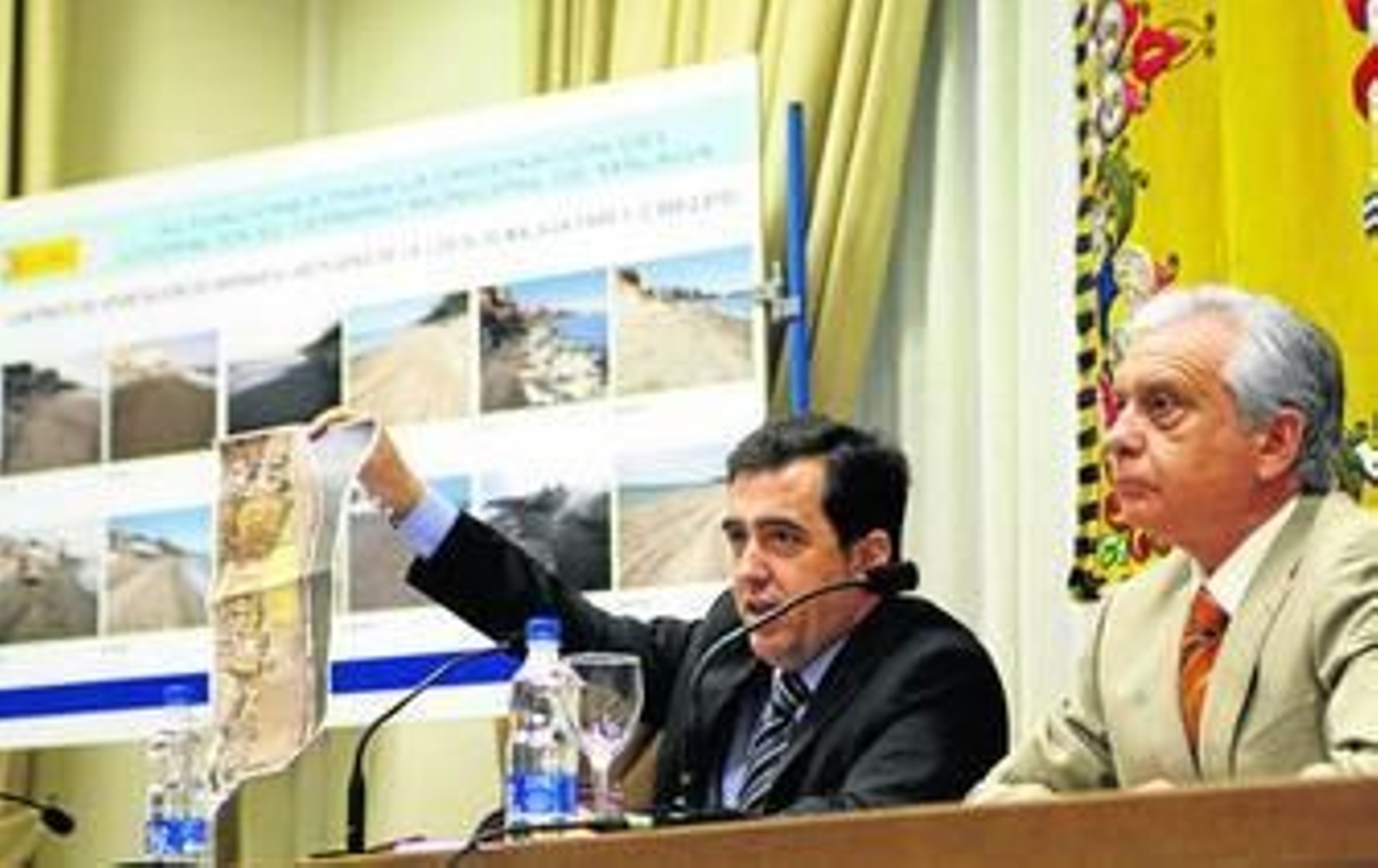 Hermoso y López Luna, ayer, durante la conferencia de prensa.
