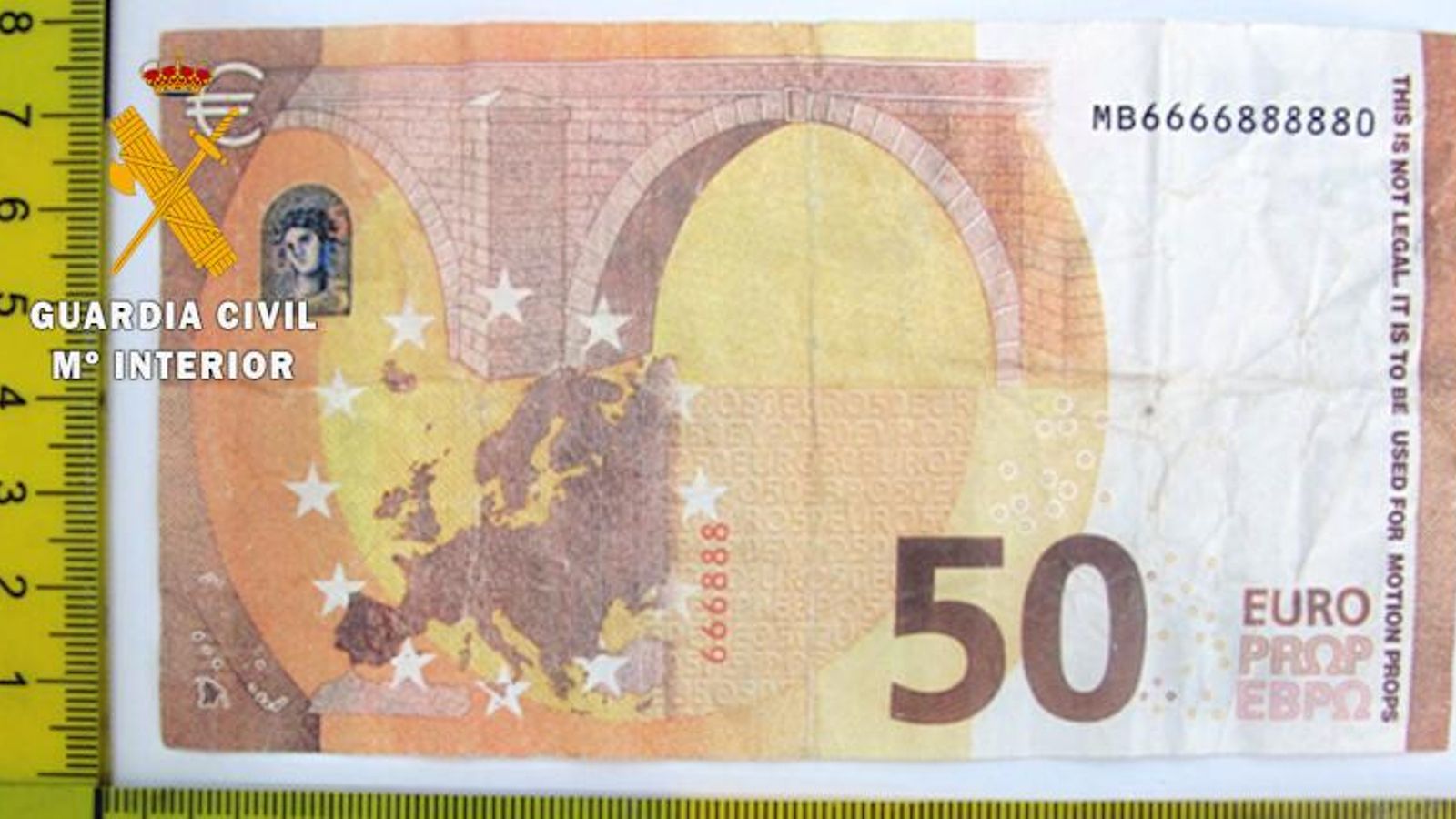Un billete falso de 50 euros