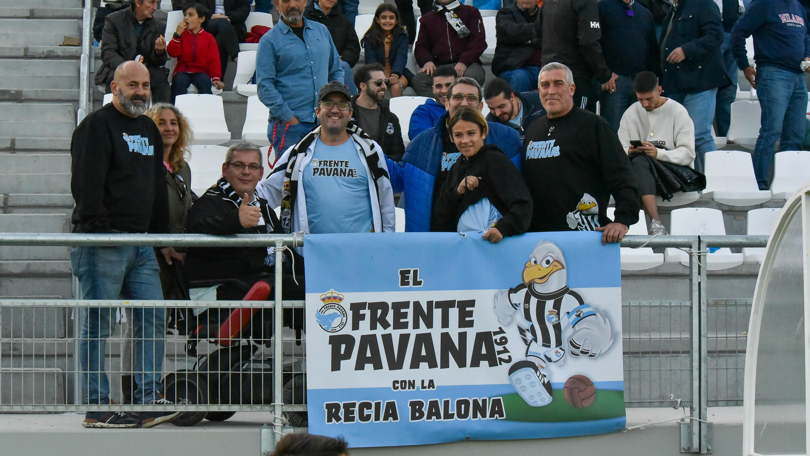 Búscate durante el Balona - UCAM Murcia en el Ciudad de La Línea