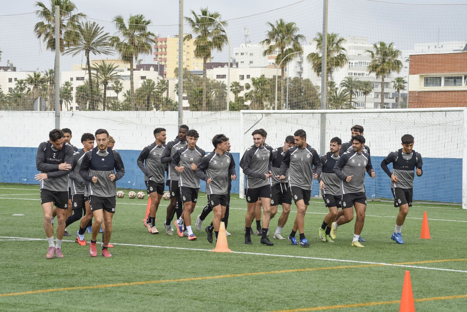 Las fotos de la vuelta al trabajo de la Balona para preparar el partido de Pozoblanco