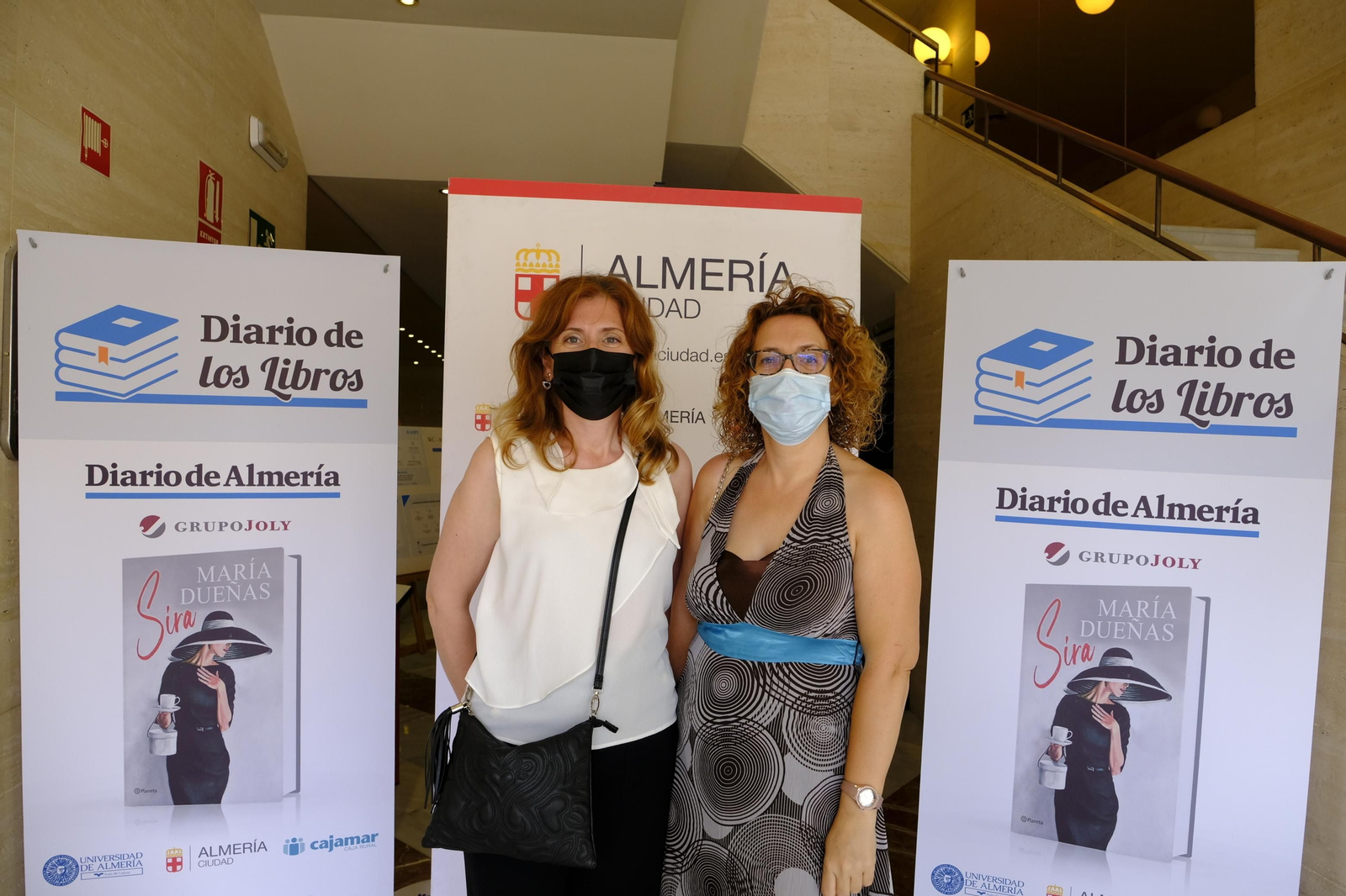 Fotogalería del Diario de los Libros, con María Dueñas. Almería