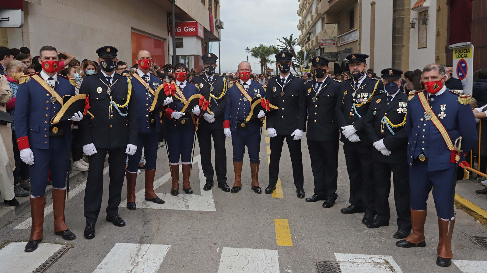 Fotos del Lunes Santo en Algeciras: La Columna y la Legión