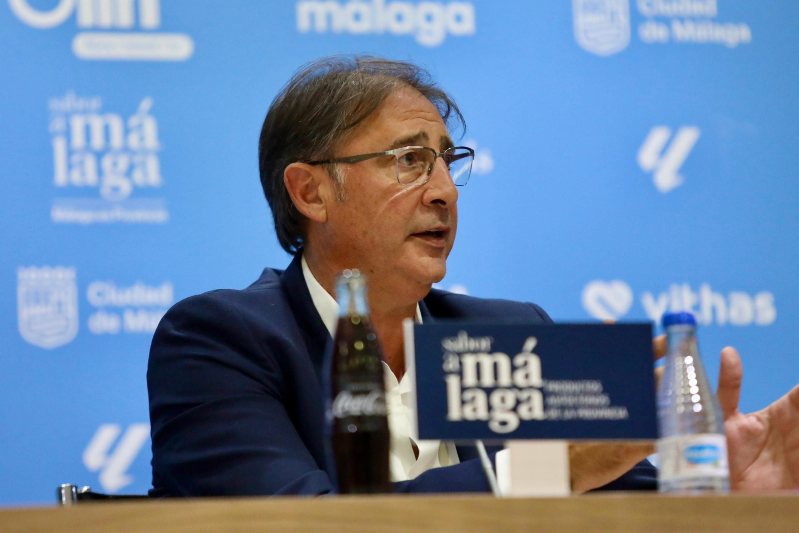 La renovación de Izan Merino y el balance de mercado de Loren, en fotos