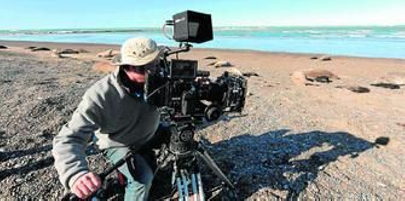 Gerardo Olivares, rodando en la Patagonia.