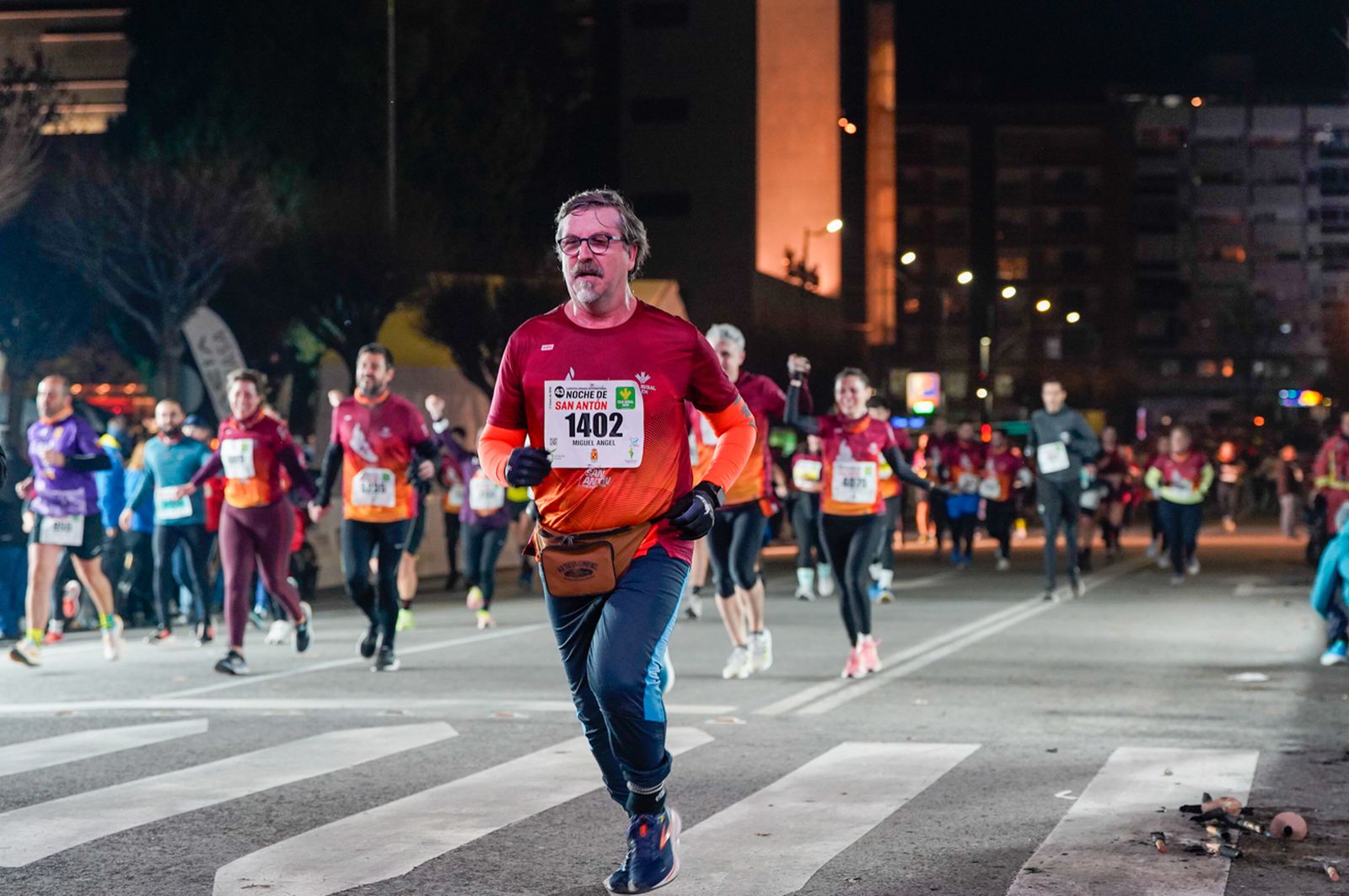 En imágenes: búscate en tu llegada a meta de la Carrera de San Antón 2026 (1)