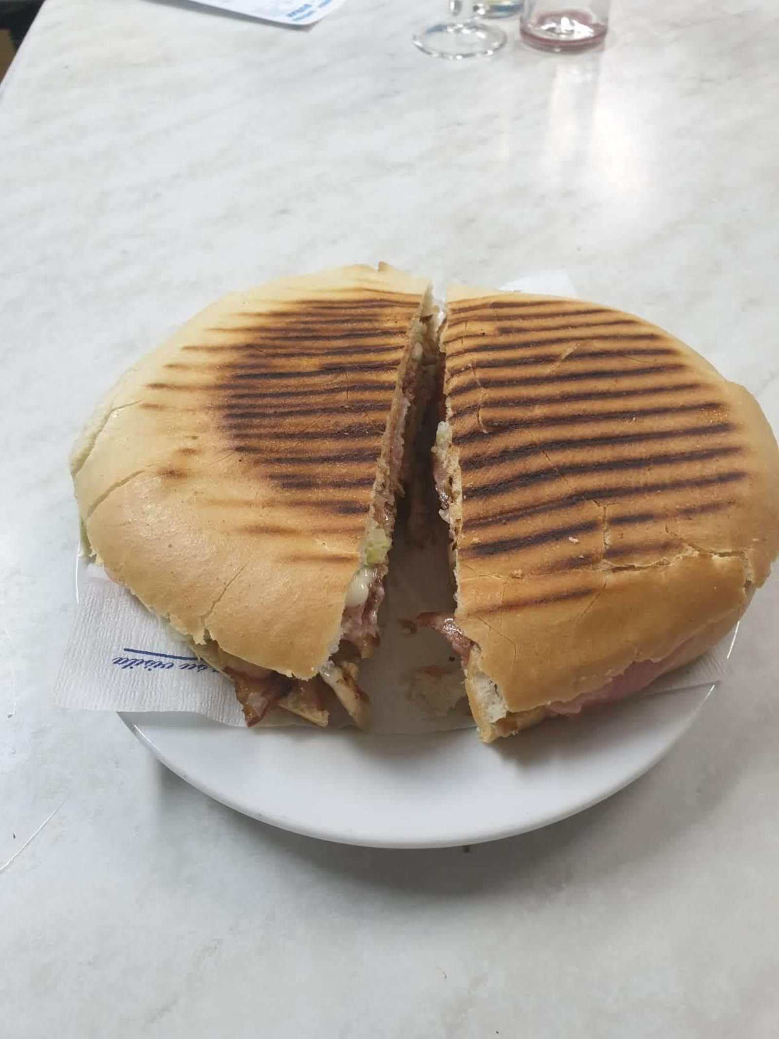 El campero Bisbal es el más demandado. Aunque no da vueltas ni pataditas.