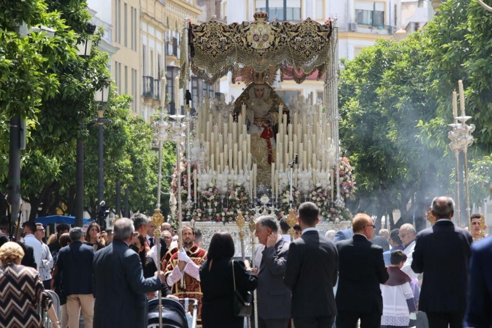 Las imágenes de regreso de las hermandades de la Sed, Candelaria, Paz y Clemencia a sus templos