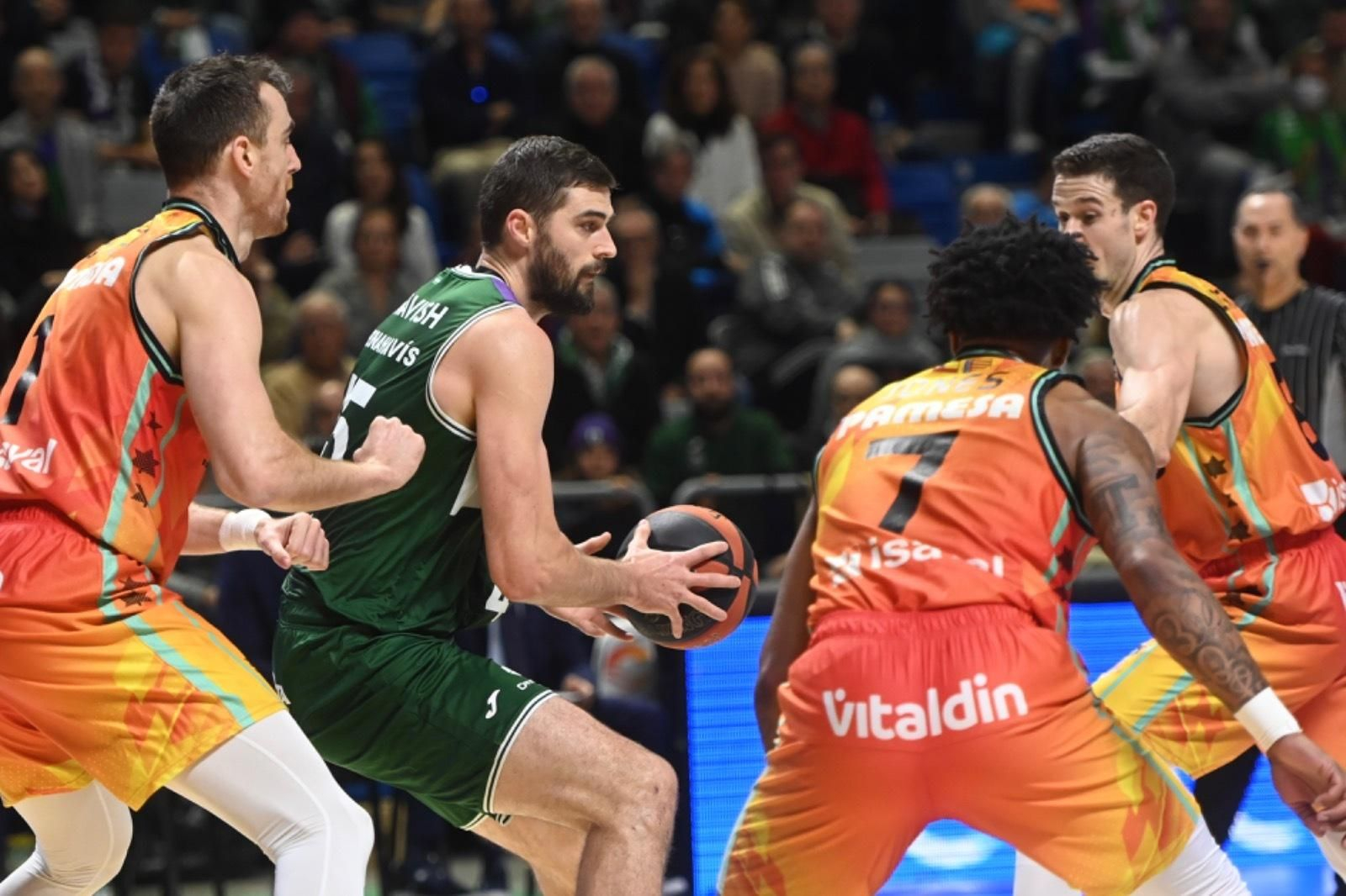 Unicaja - Valencia Basket, en fotos