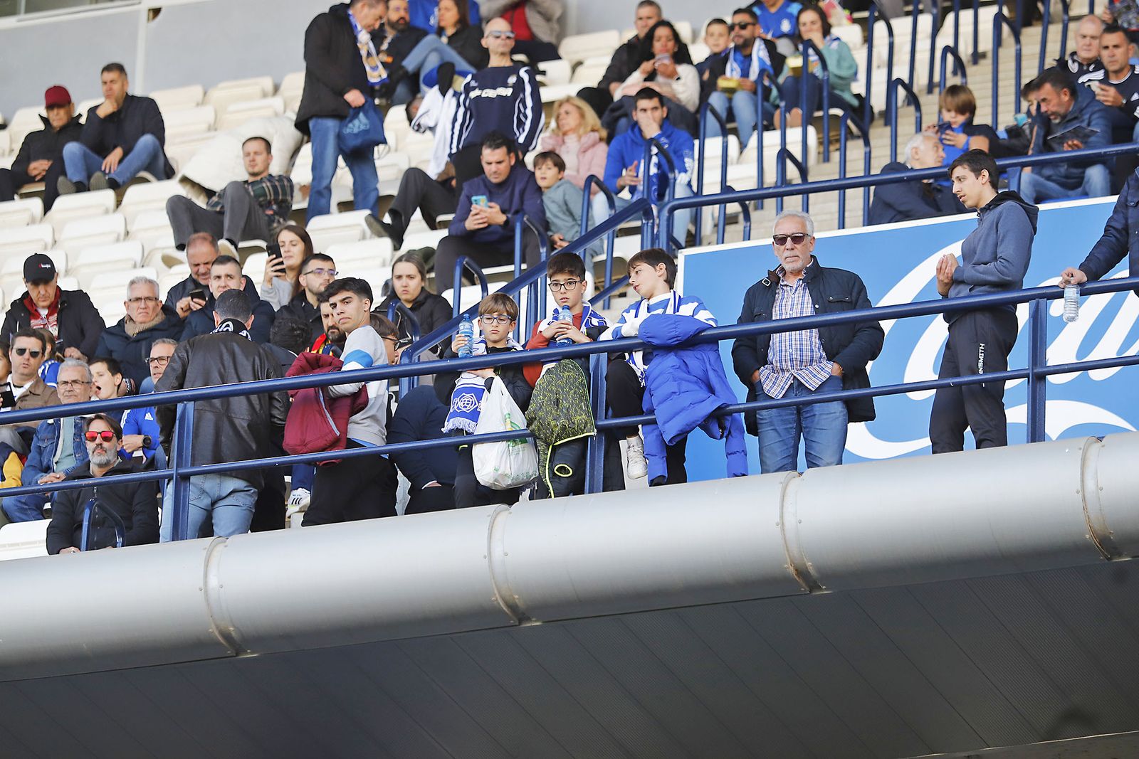 Imágenes del ambiente en el encuentro entre el Recreativo de Huelva y el Real Murcia