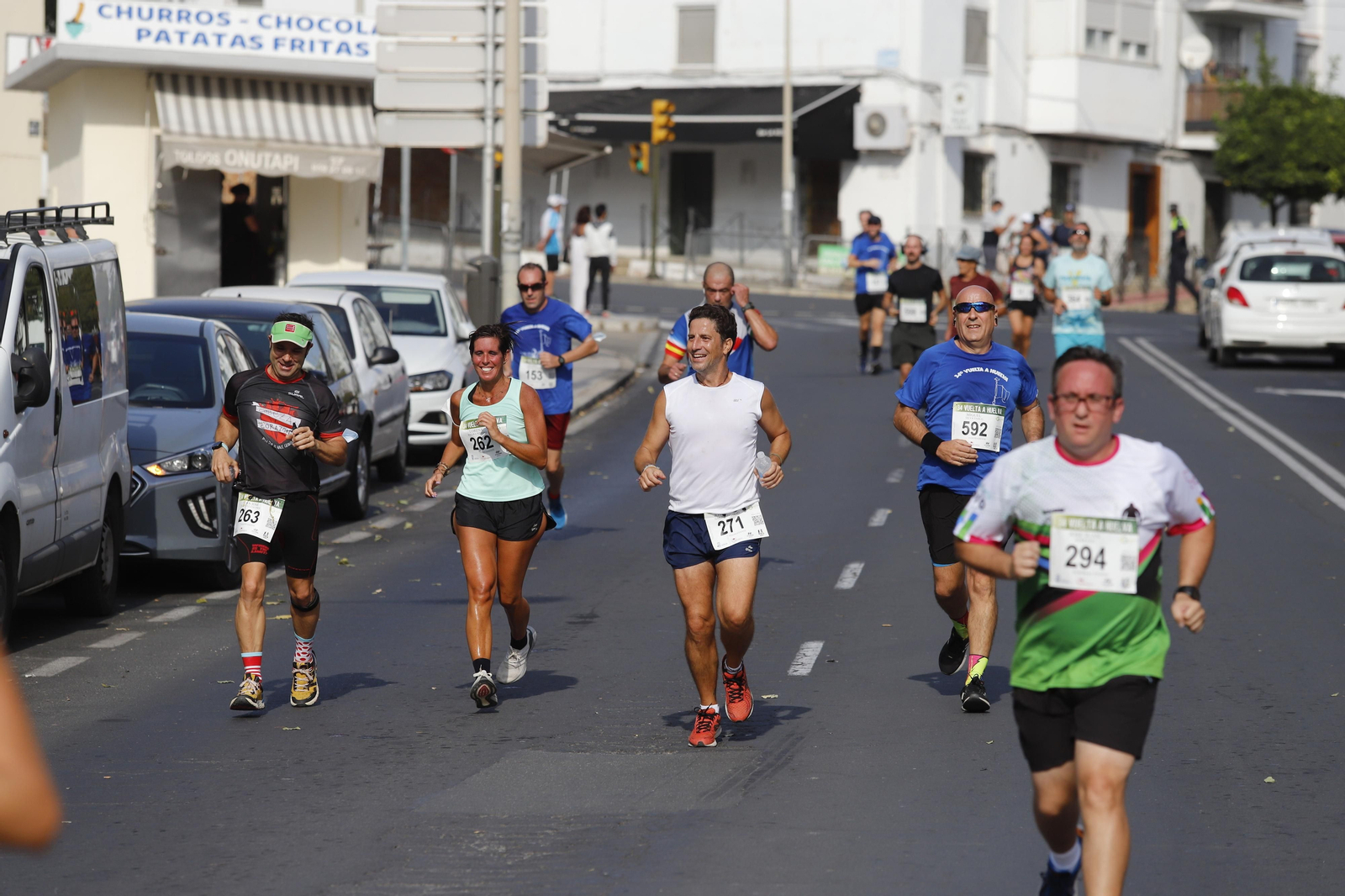 Las imágenes de la vuelta a Huelva de atletismo