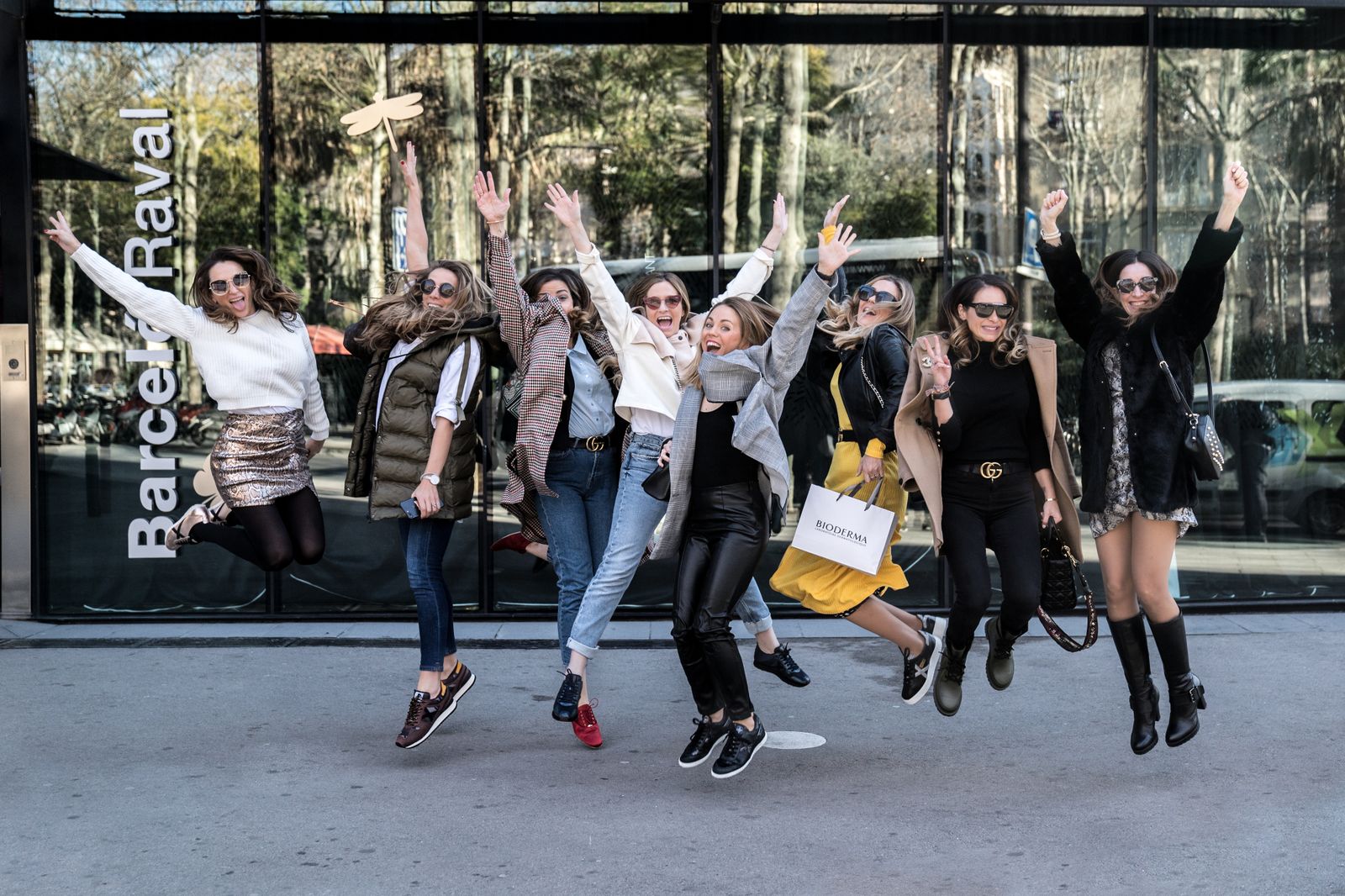 En cada viaje participan aproximadamente diez influencers.