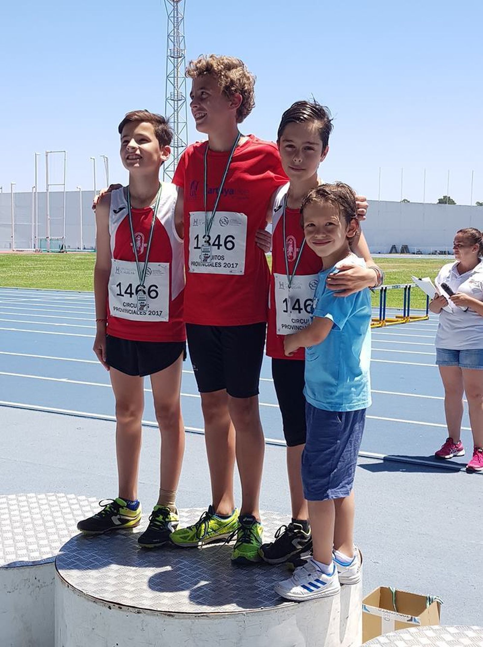 Uno de los podios de la categoría infantil masculina en este Provincial.