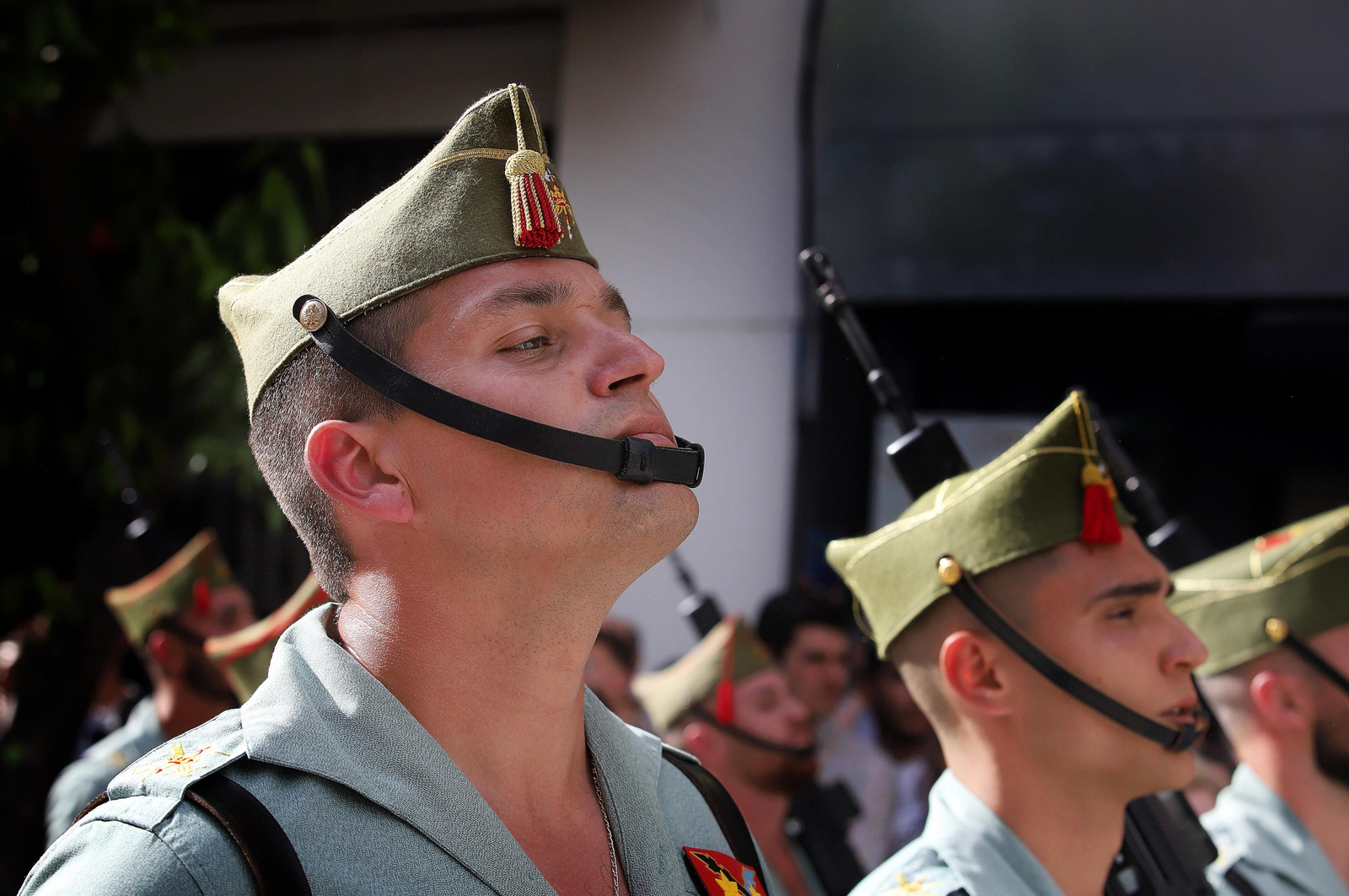 Sábado de Pasión: Imágenes de La Legión con el Cristo de la Vera+Cruz