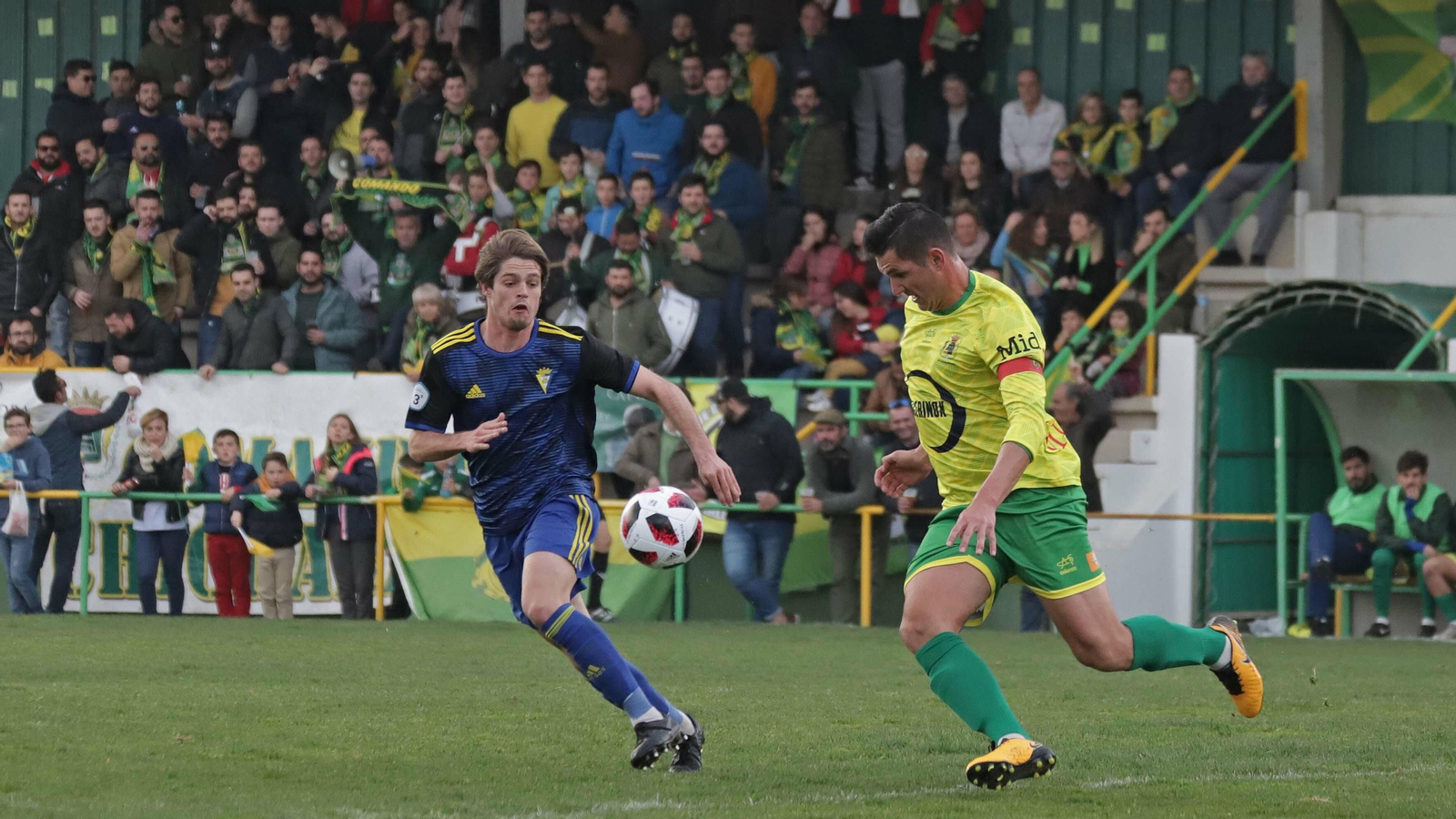 Mario, en un partido de la Unión esta temporada como capitán.