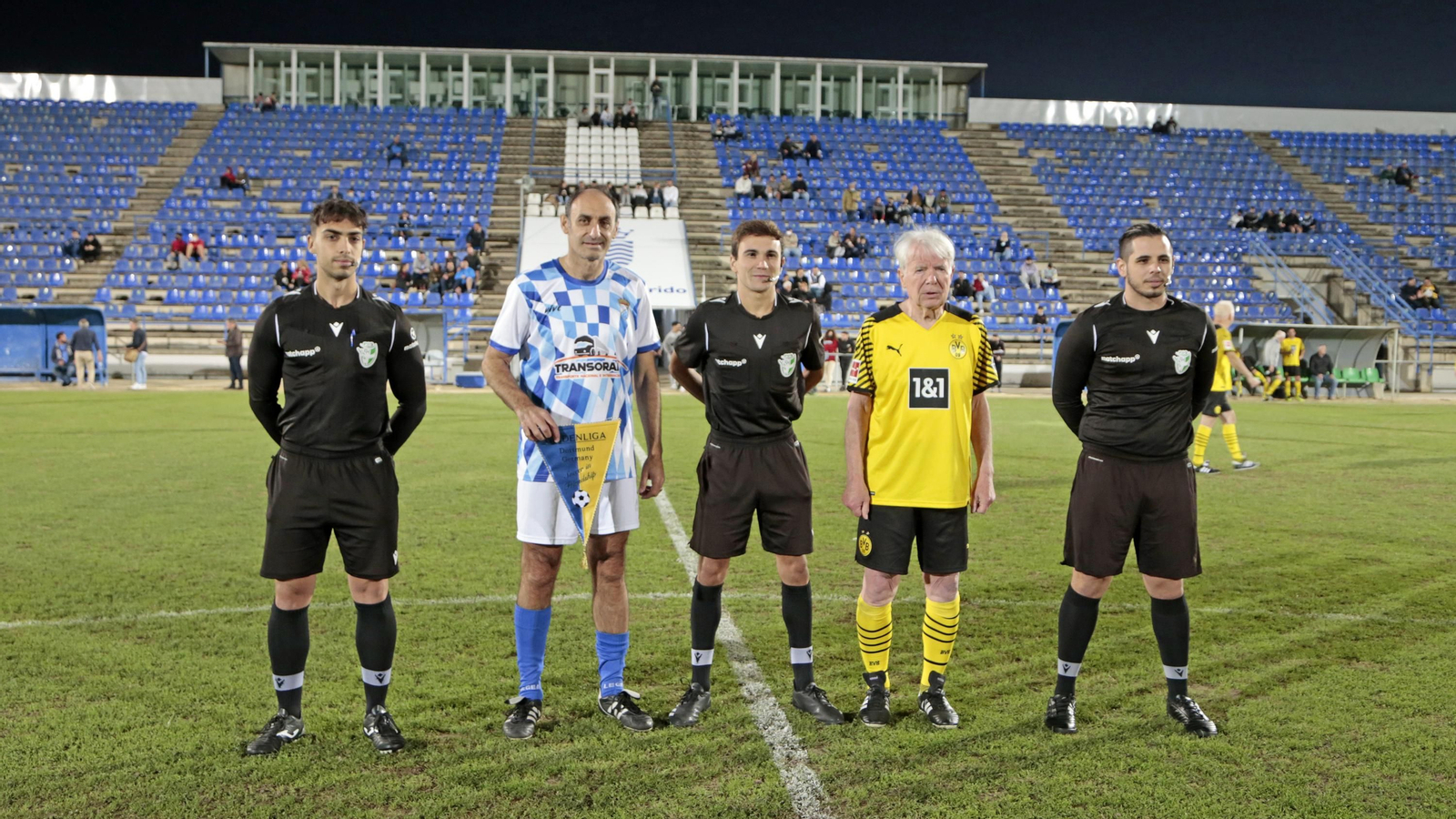 Partido amistoso entre veteranos del Borussia Dortmund y del Xerez CD
