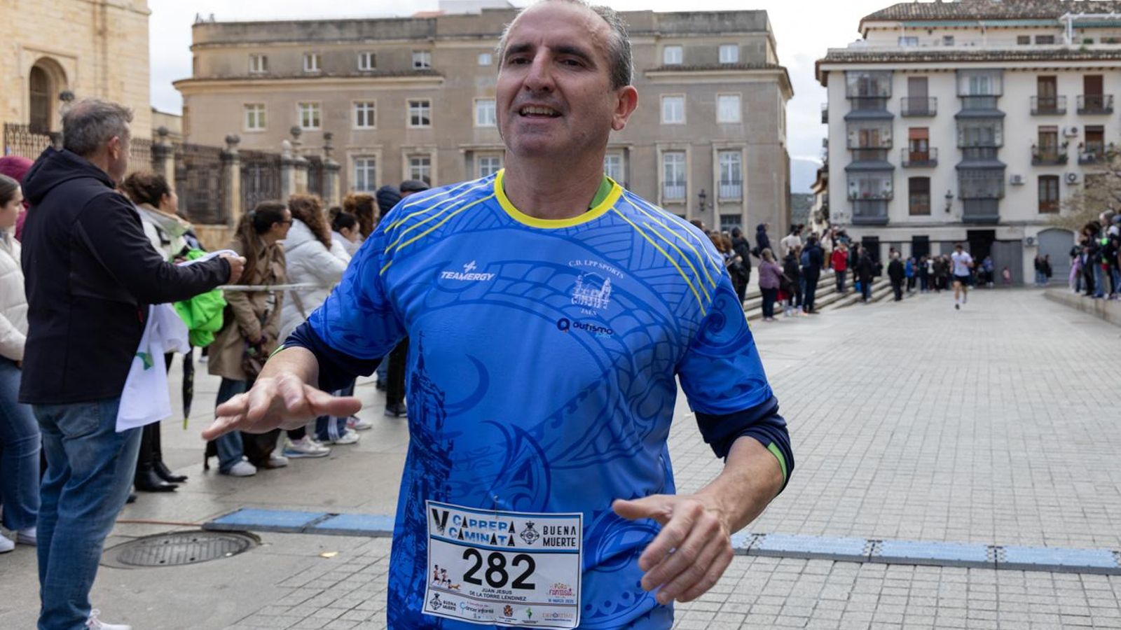 La Carrera y Caminata de la Buena Muerte a beneficio de ALES, en imágenes (1)