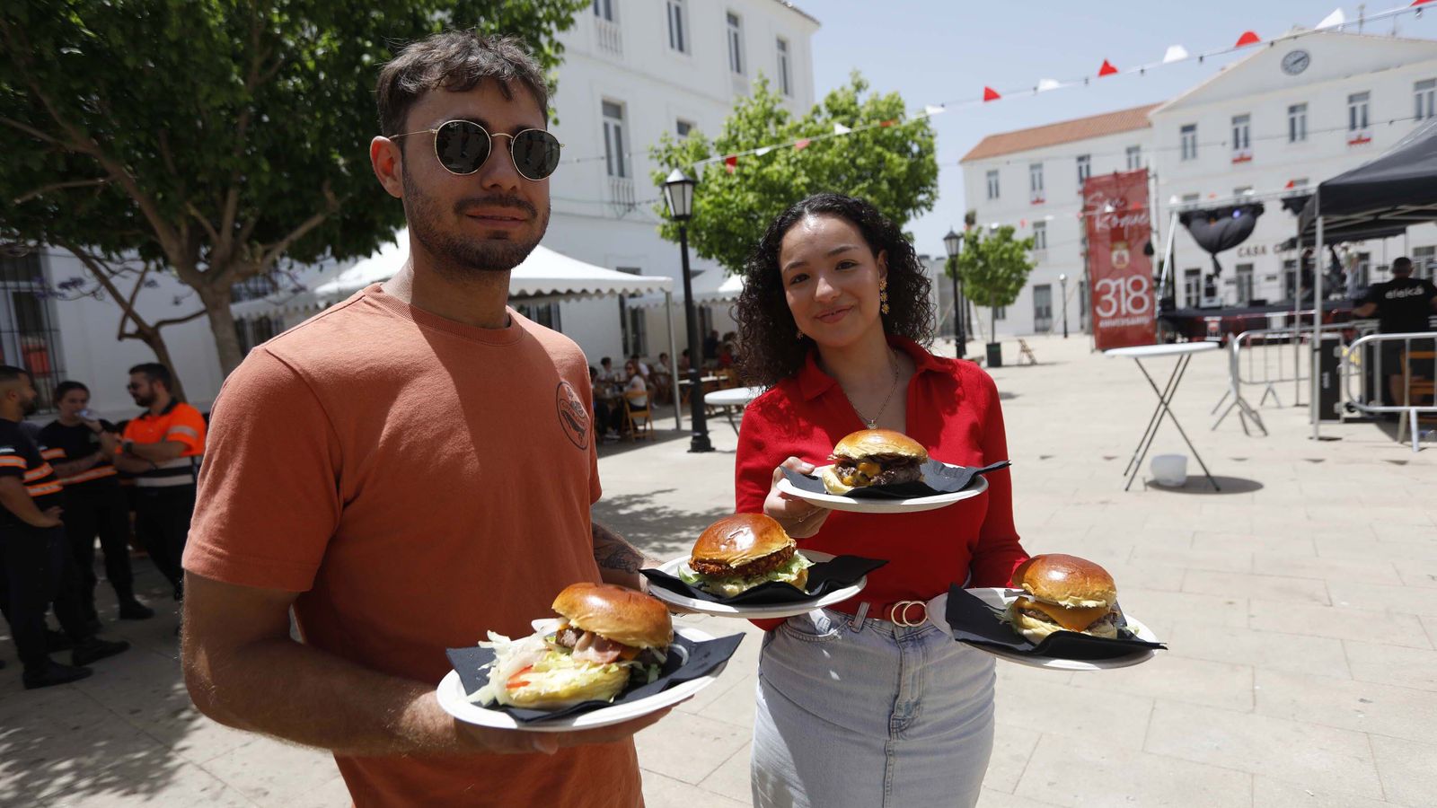 Fotos del festival de foodtrucks y conciertos por el 318 aniversario de San Roque