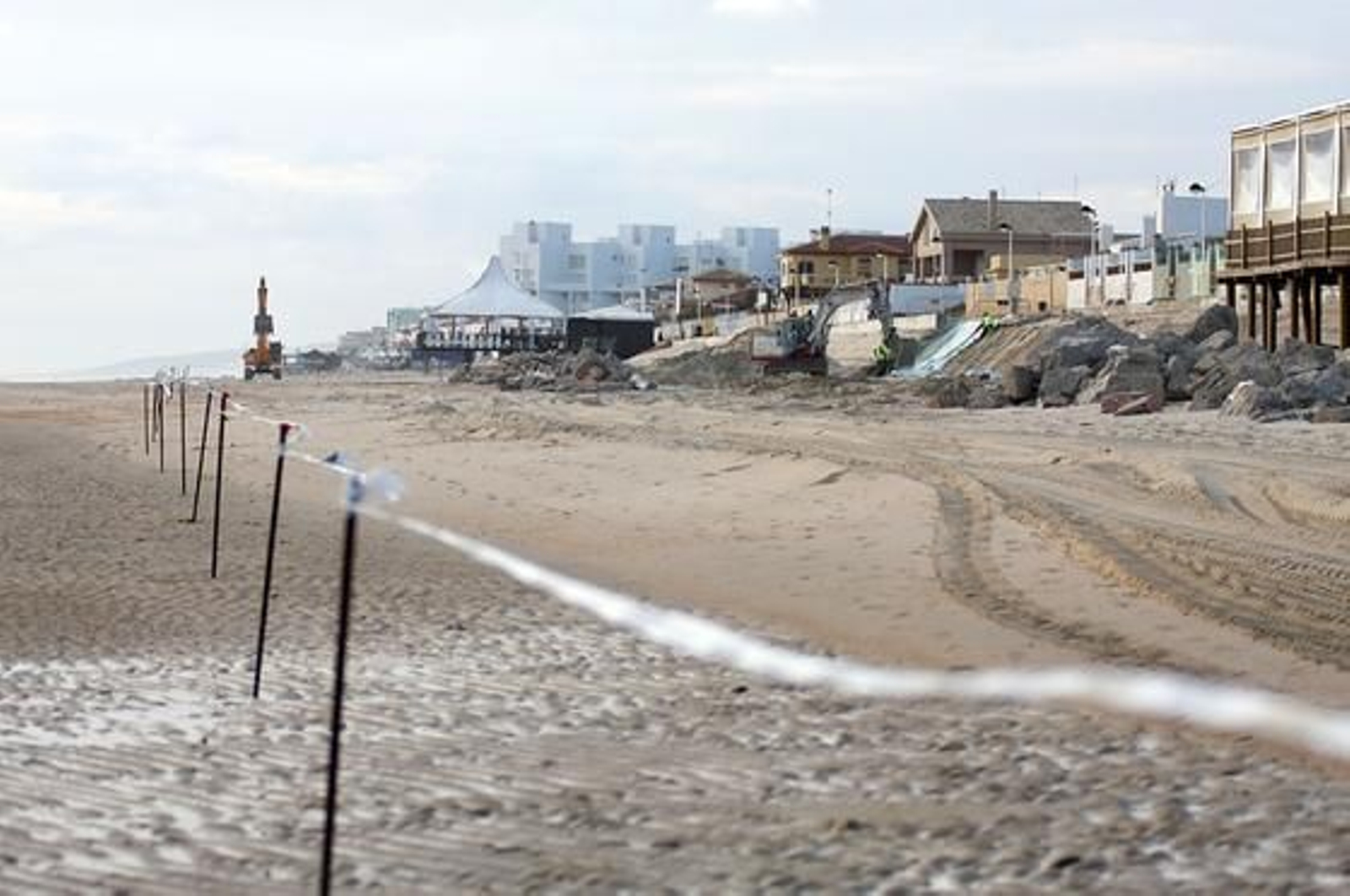 La playa de Matalascañas estará preparada para el turismo de Semana Santa. / Alberto Domínguez