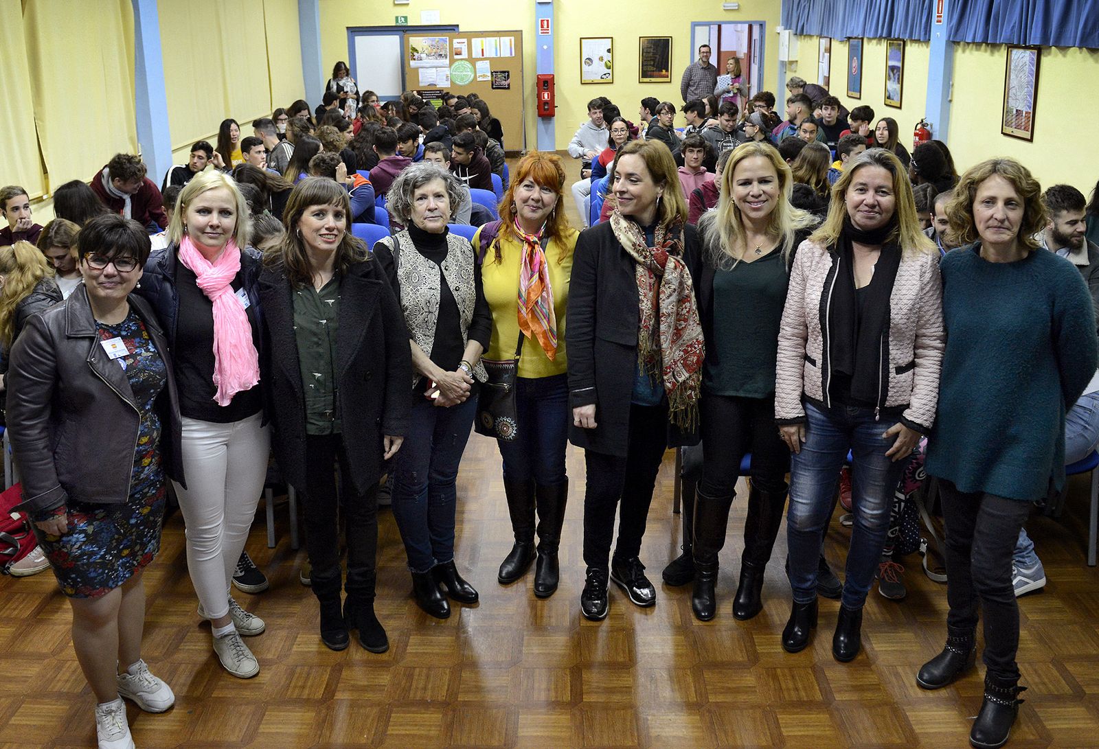 Un momento de la actividad sobre la conciliación familiar con alumnos, este martes en el IES Andrés Benítez.