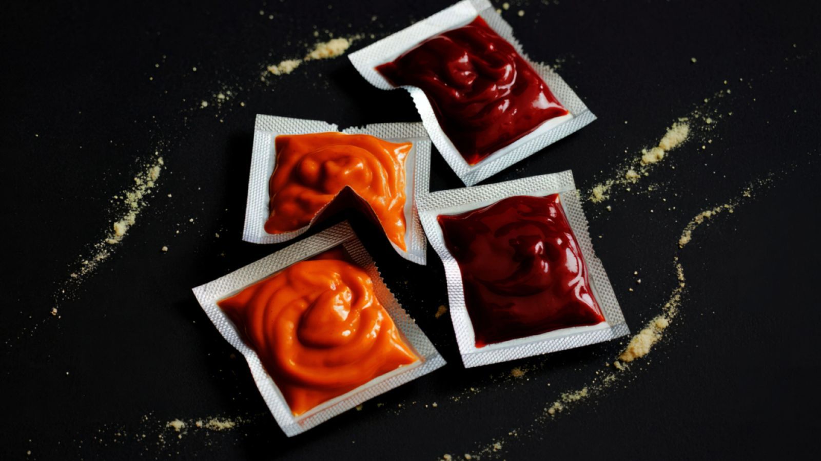 Adiós a las monodosis de kétchup y azúcar en restaurantes: nueva normativa europea contra el plástico