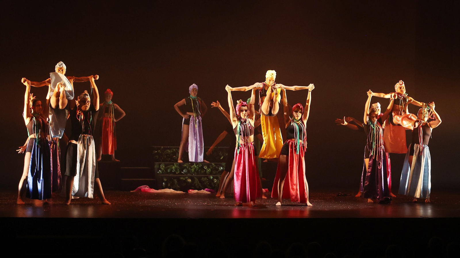 'África' el espectáculo de fin de curso de las Hermanas Sanchez en Jerez