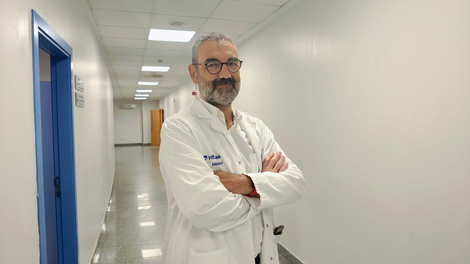 El doctor Antonio de Toro, especialista en ginecología de Vithas Sevilla.