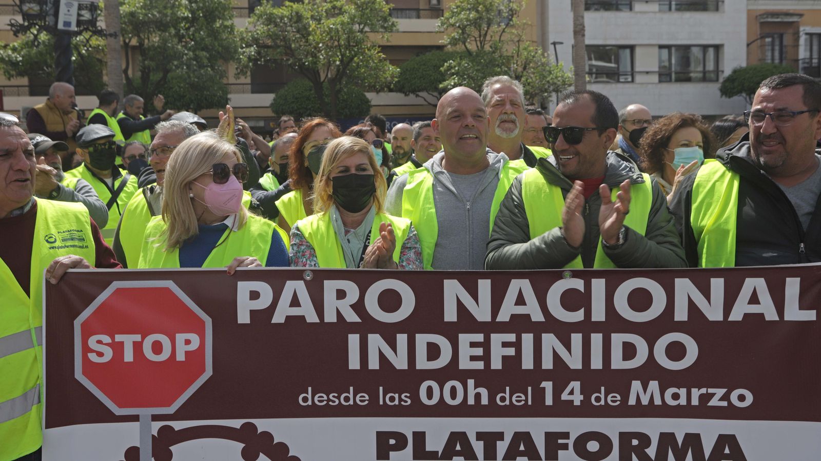 Fotos de la concentración de camioneros en la Plaza Alta de Algeciras