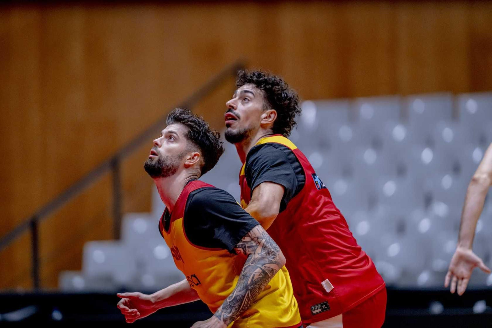 España se entrena en el Olímpic de Badalona con Alberto Díaz de espectador