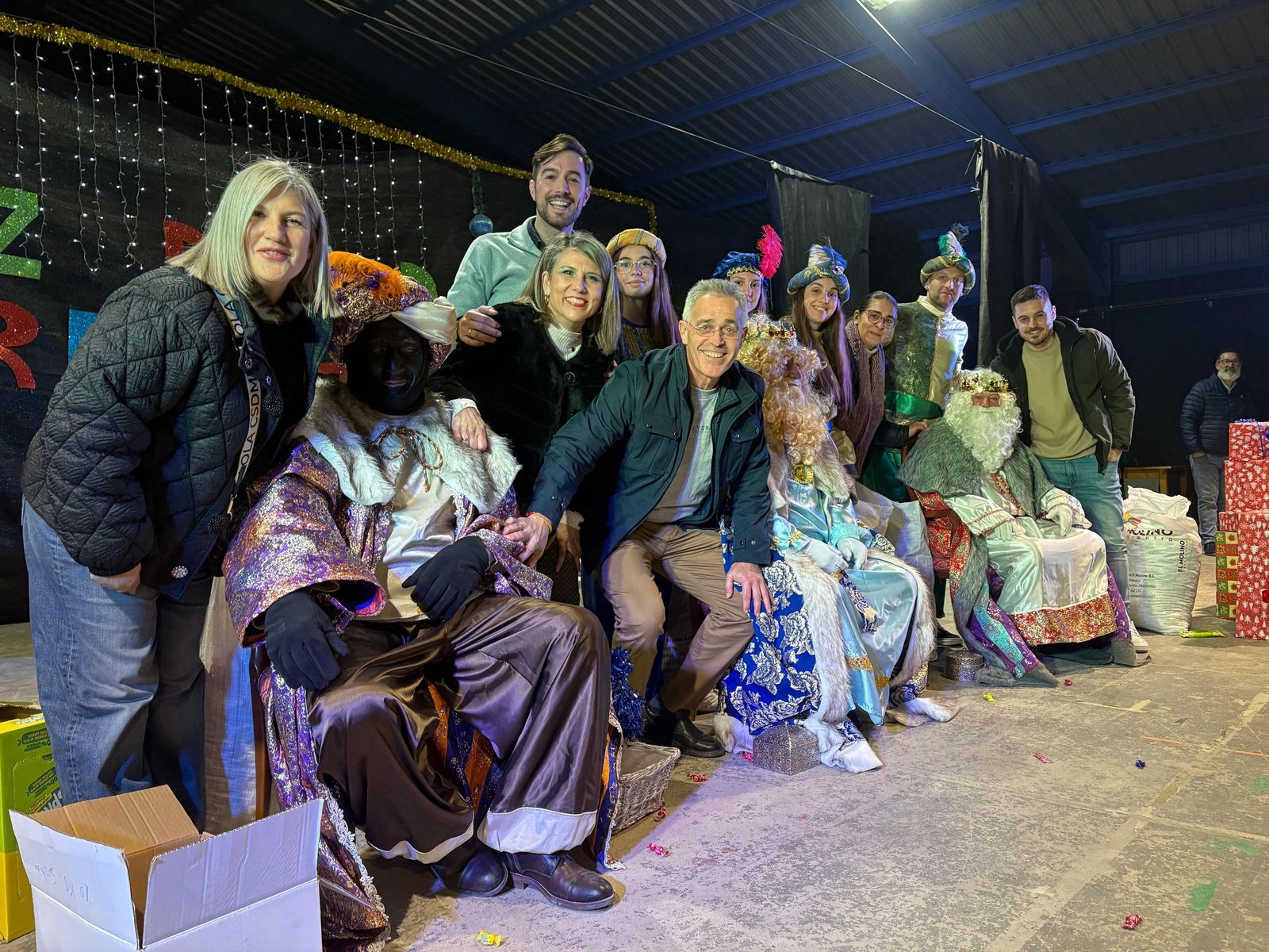 La Nave Polivalente de Olula del Río ha recibido a los Reyes Magos.